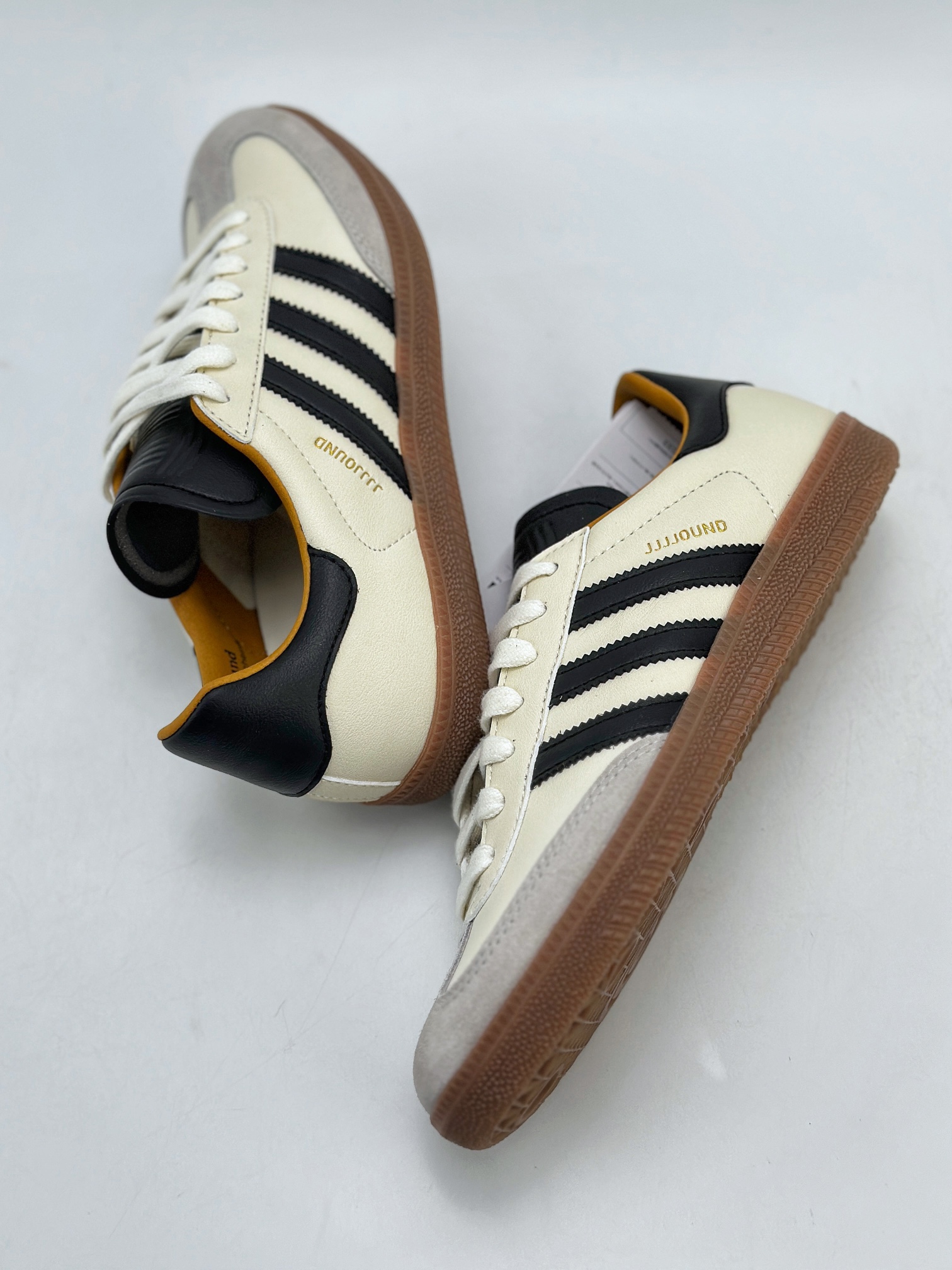 210 adidas originals Samba OG x JJJJOUND 桑巴舞系列德训足球休闲运动板鞋 ID8708