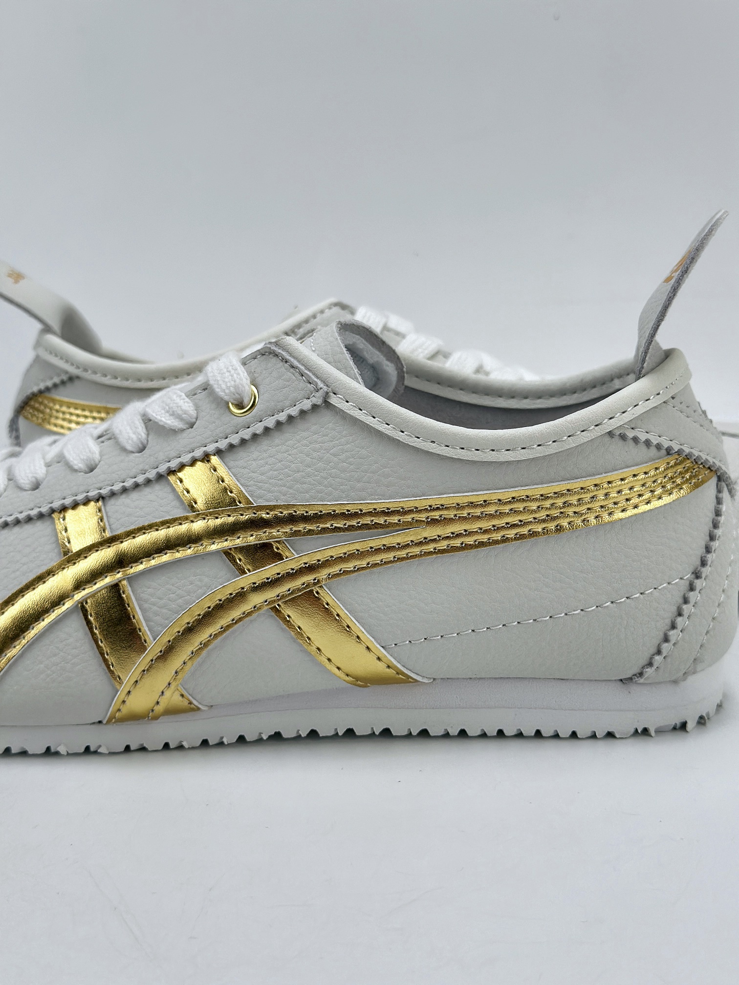 130 Onitsuka Tiger Mexico 66 Paraty 百搭单品 板鞋 MEXICO  1183A499-101