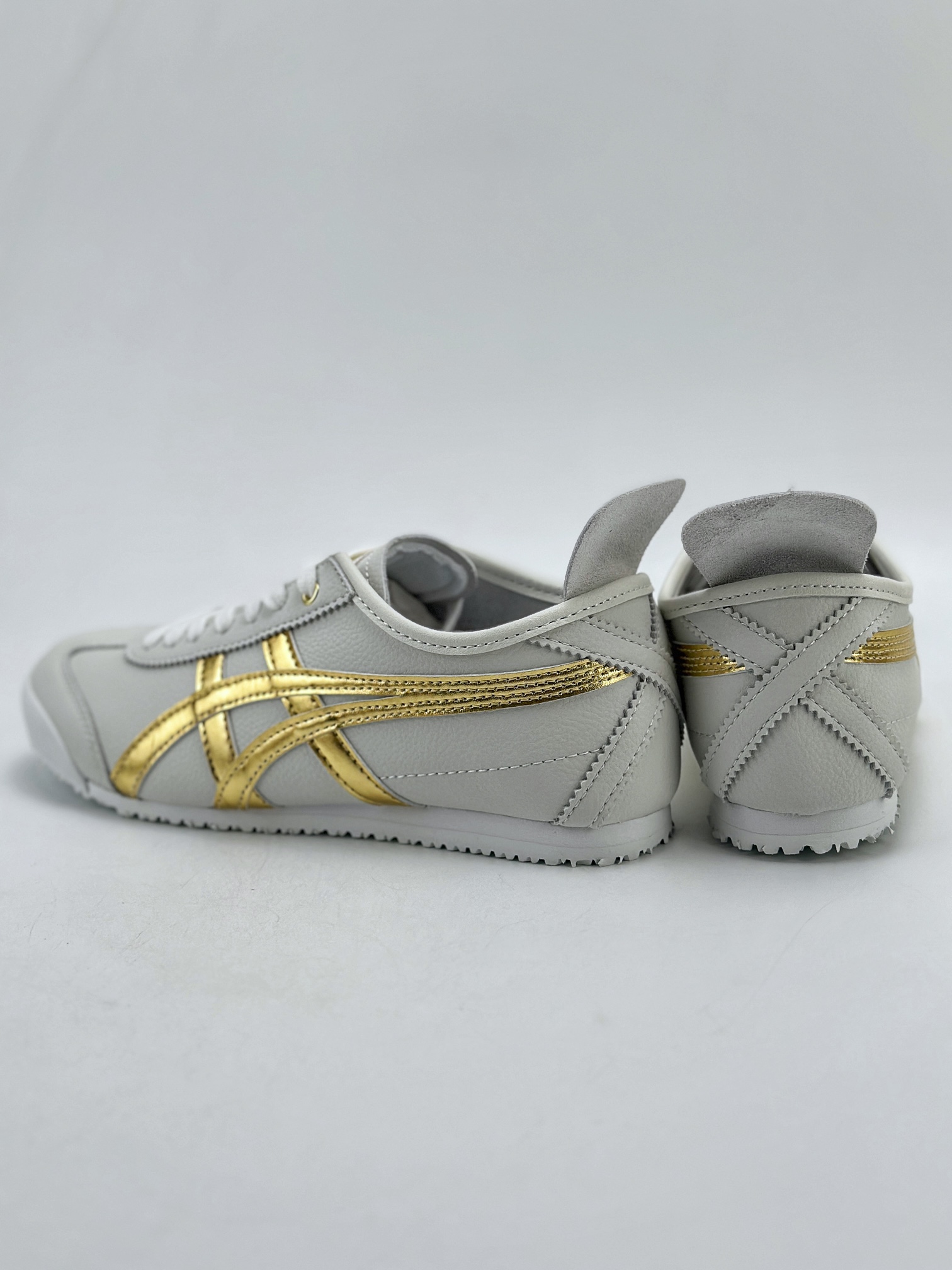 130 Onitsuka Tiger Mexico 66 Paraty 百搭单品 板鞋 MEXICO  1183A499-101