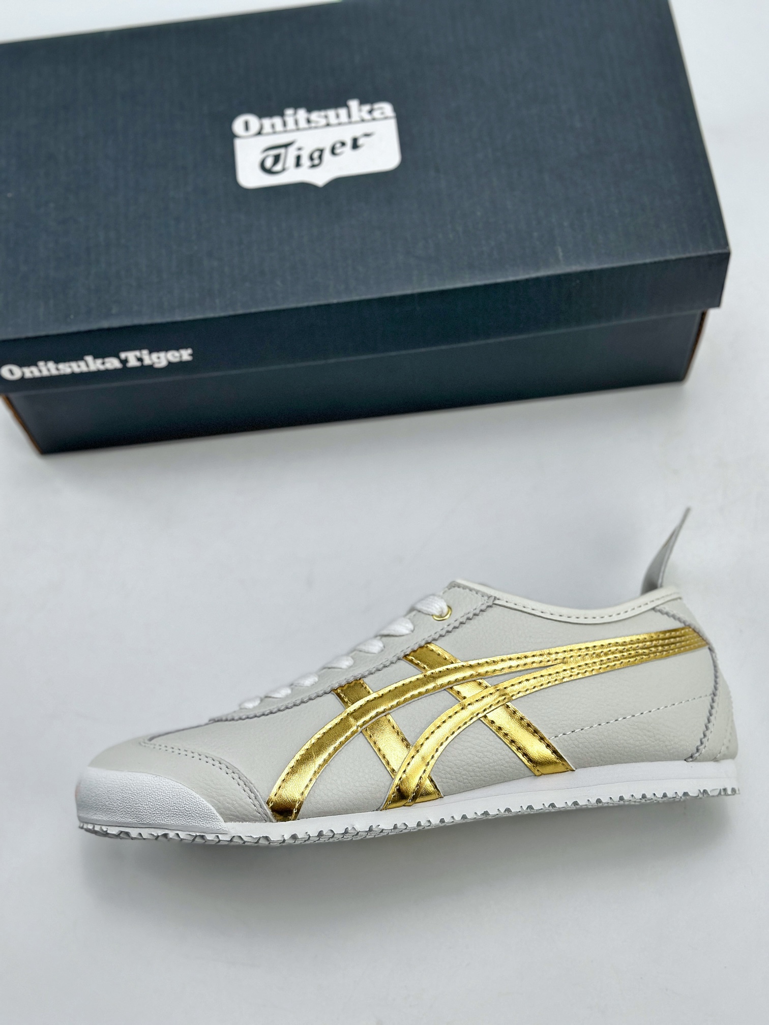 130 Onitsuka Tiger Mexico 66 Paraty 百搭单品 板鞋 MEXICO  1183A499-101