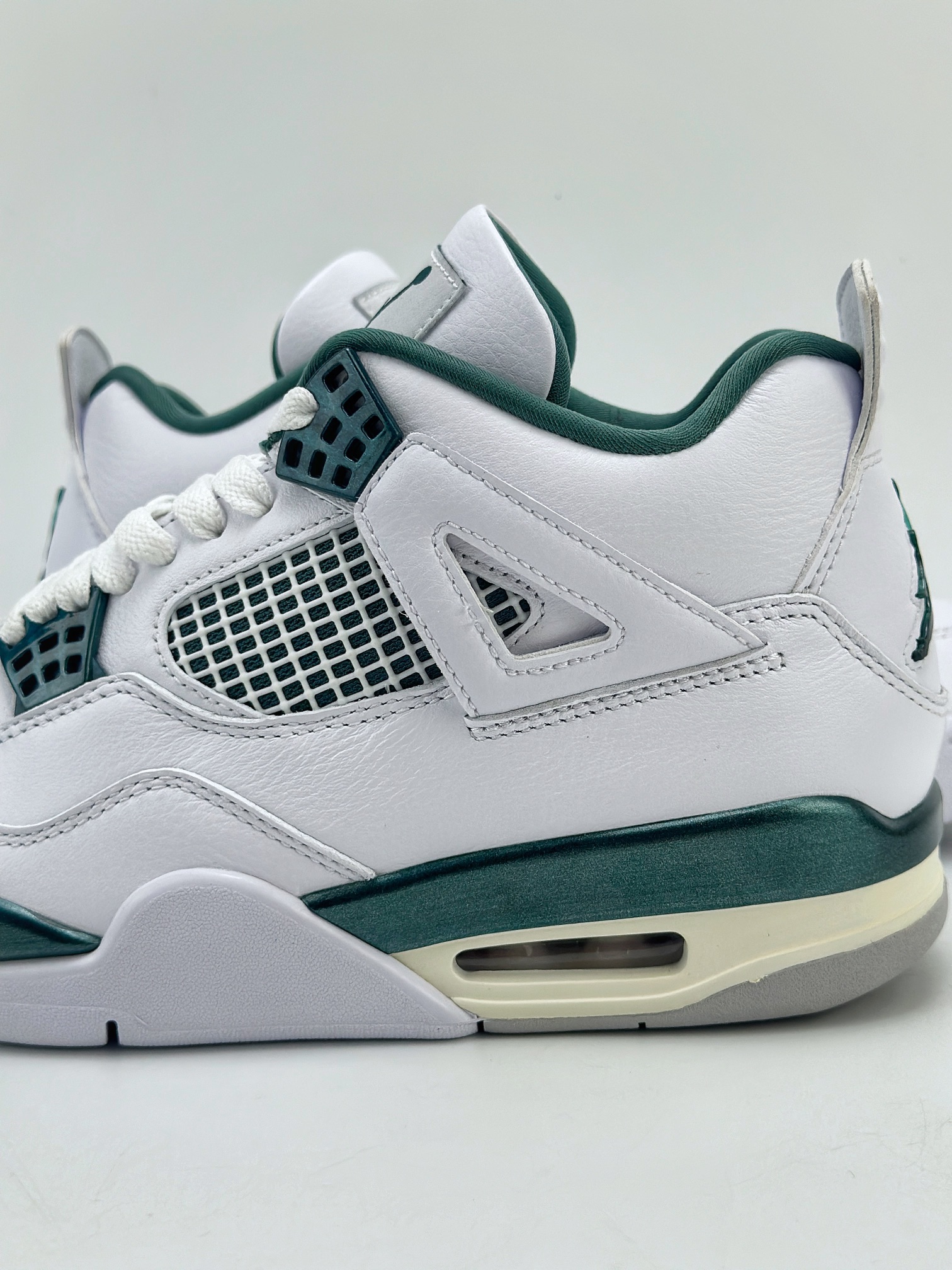 500 Nike Air Jordan 4 Retro 乔丹四代 ”Oxidized Green” 白绿 FQ8138-103