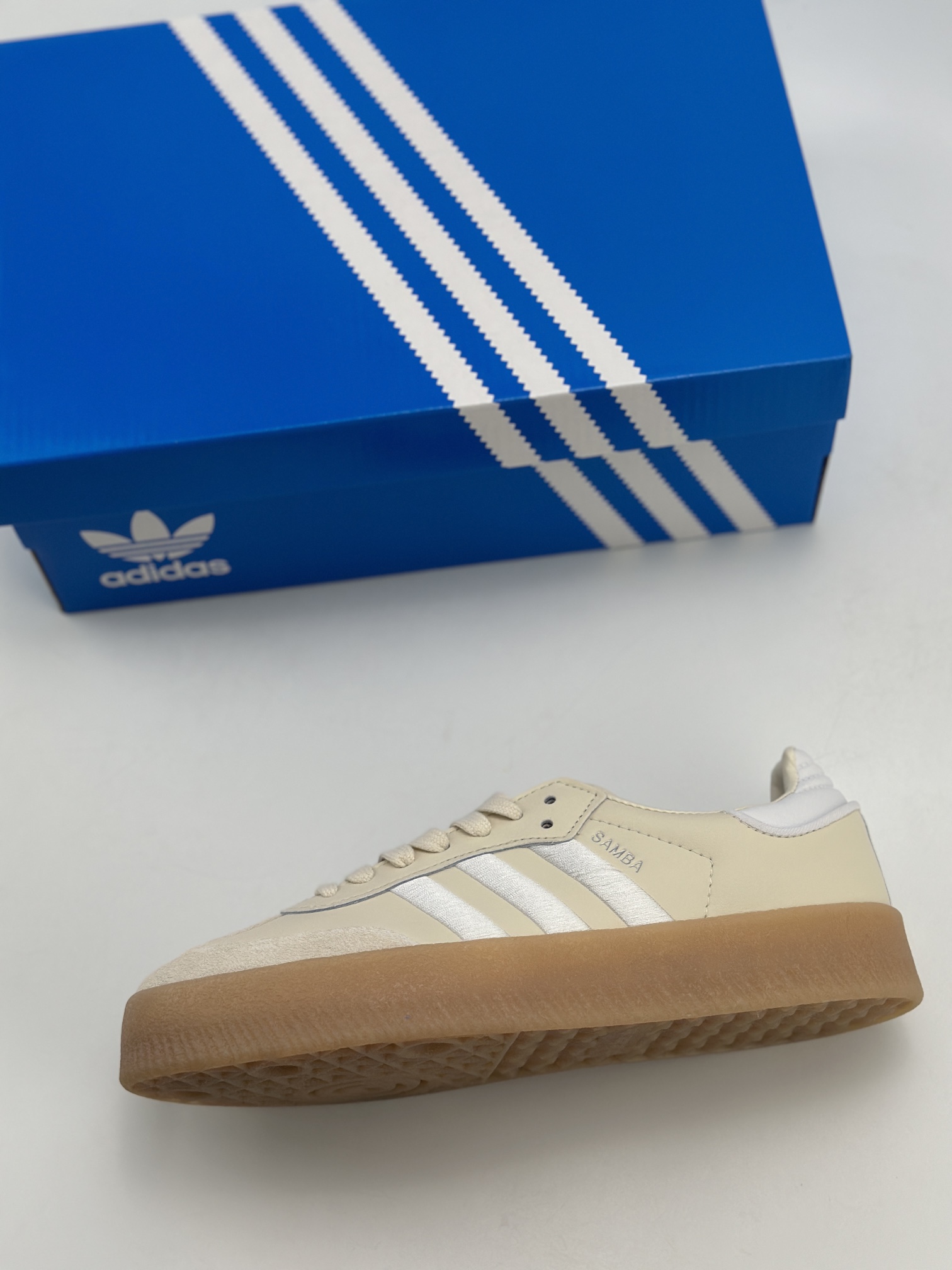 150 adidas originals SambaE W OG  ID0434