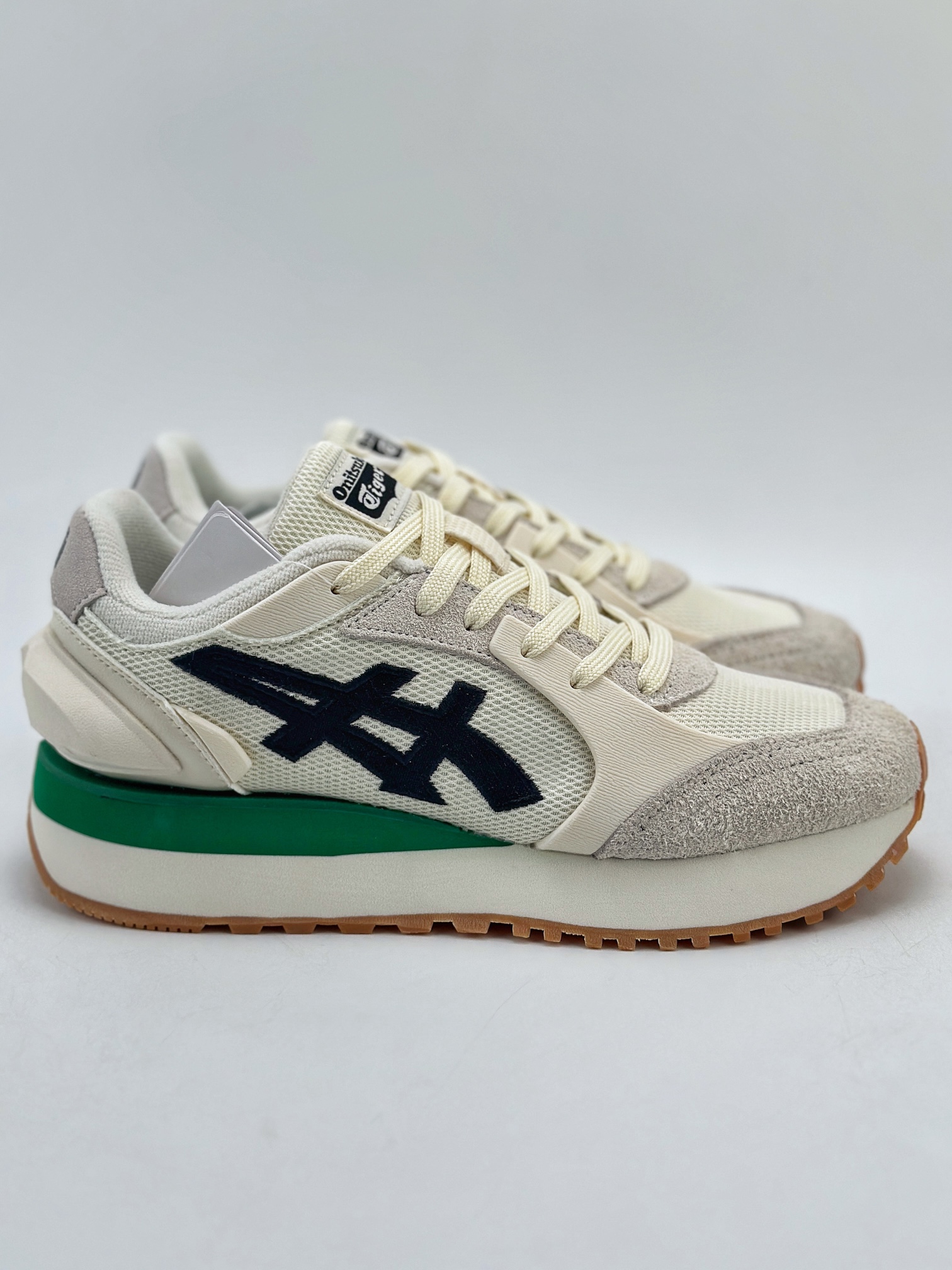 200 Asics Ointsuka Tiger Moage co 亚瑟士鬼冢虎复古经典跑鞋 1183B555-103