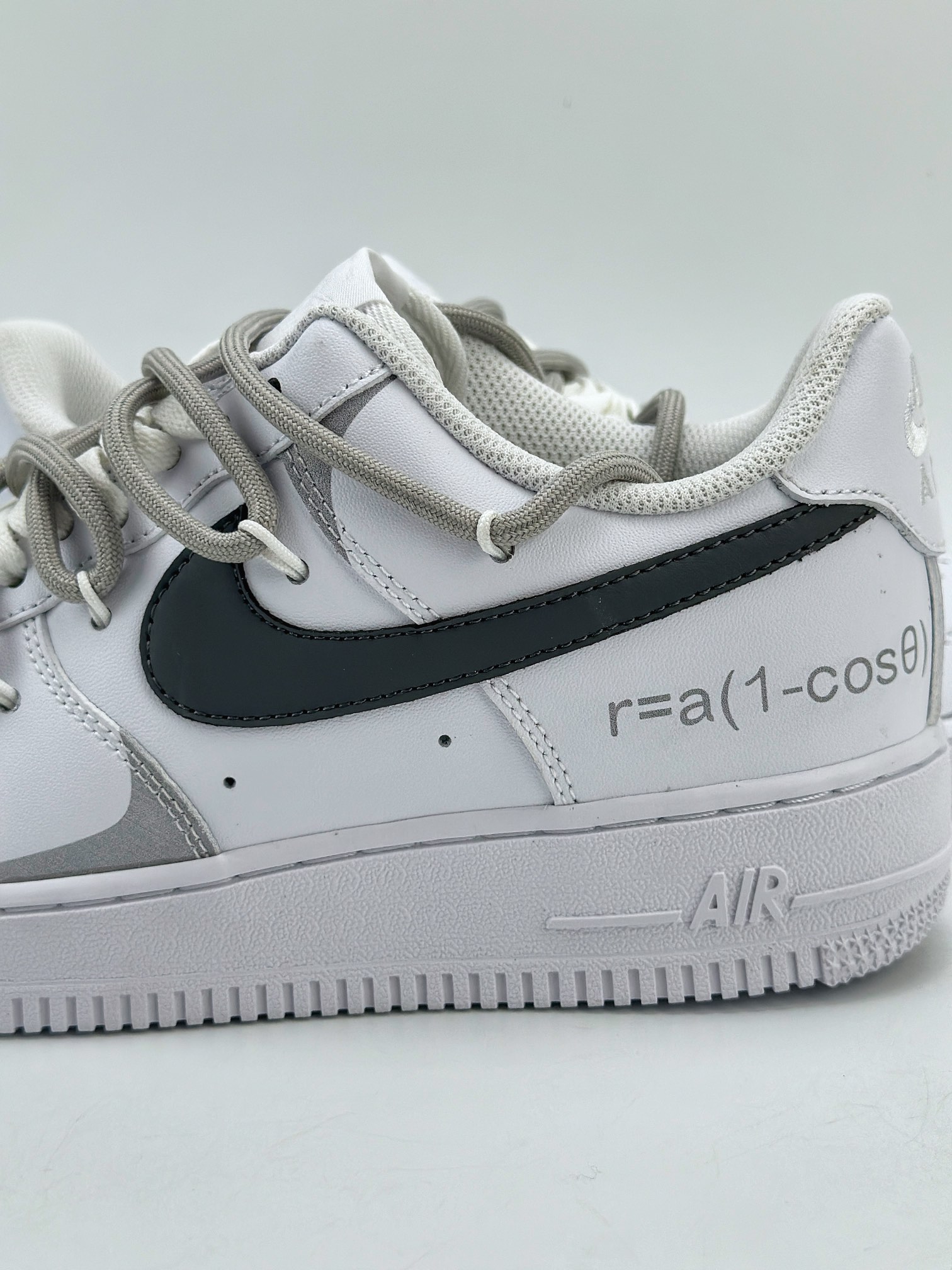 260 Nike Air Force 1 Low 07 开学季 学院风 函数涂鸦 灰白 ZH0316-017