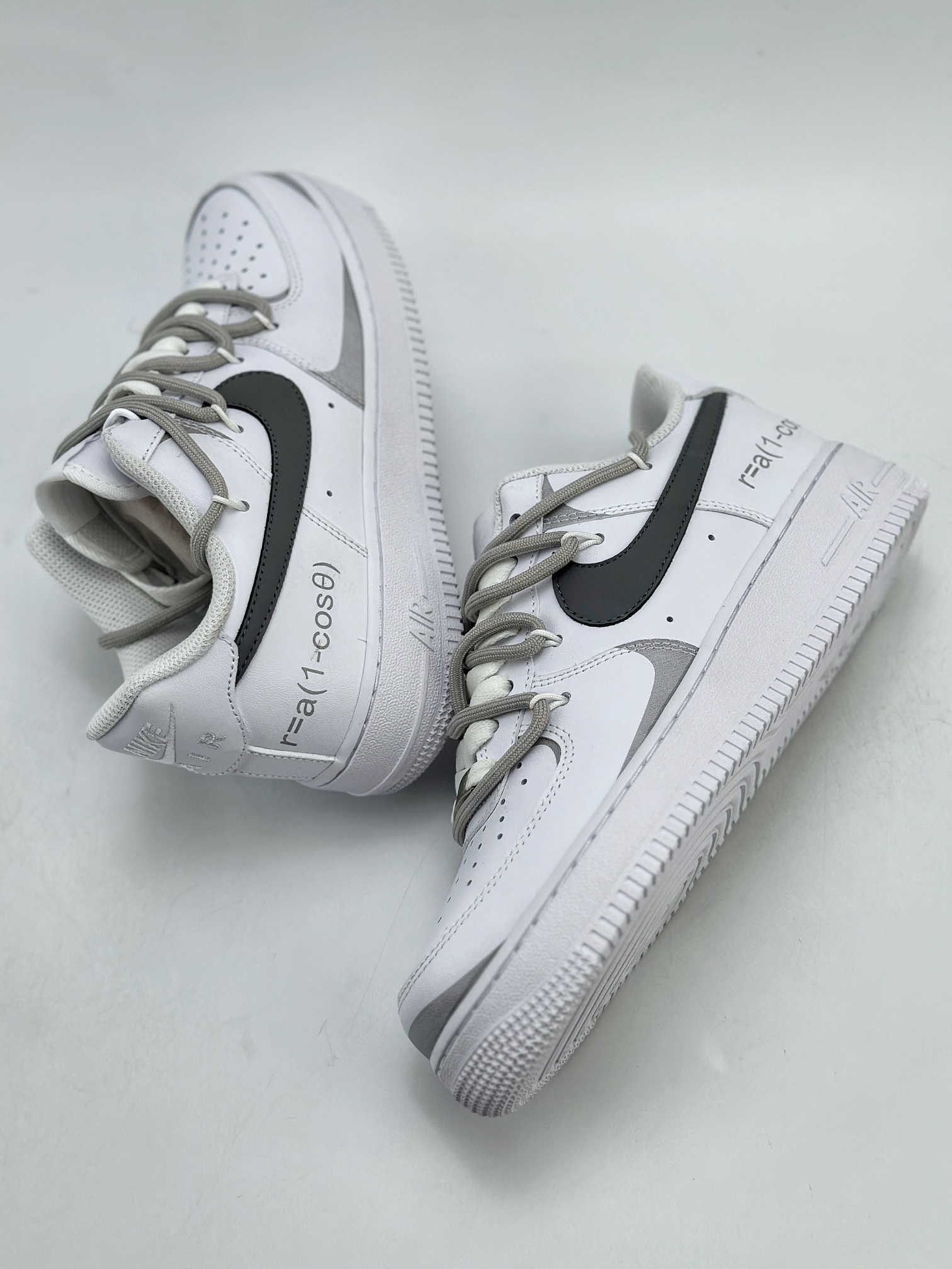 260 Nike Air Force 1 Low 07 开学季 学院风 函数涂鸦 灰白 ZH0316-017