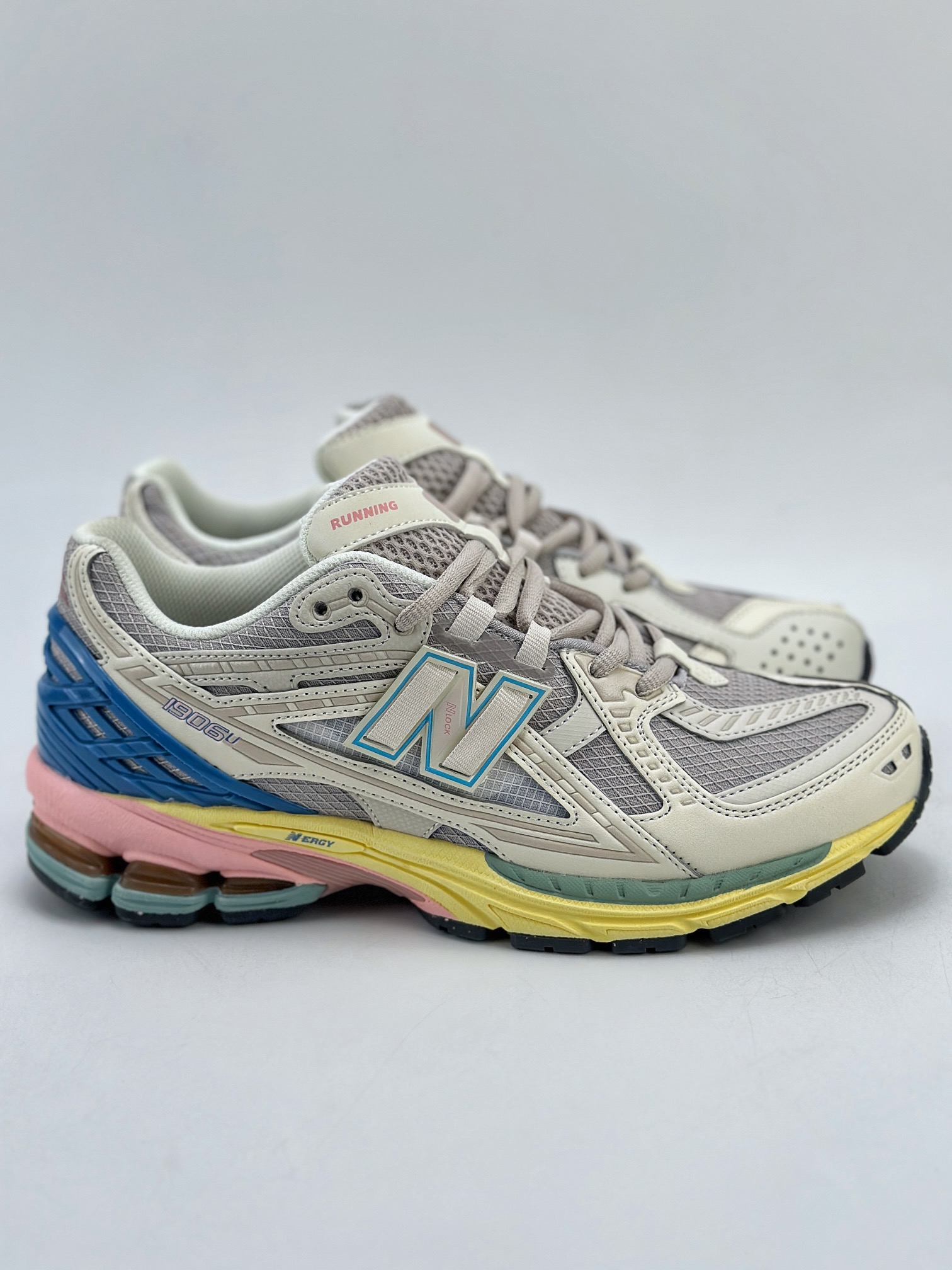 200 New Balance M1906系列 复古单品宝藏老爹鞋款 M1906NC