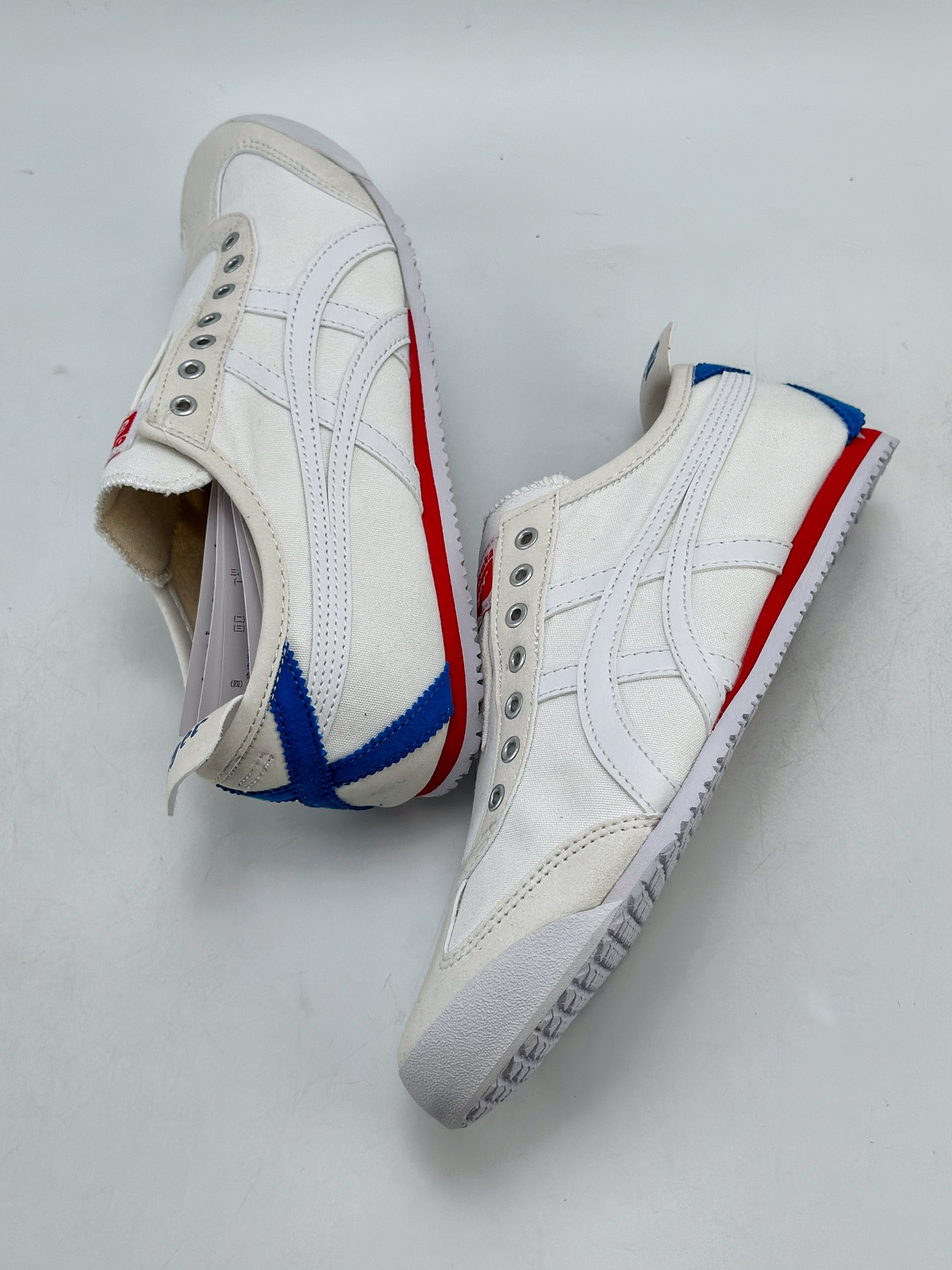 130 Onitsuka Tiger Mexico 66 Paraty 百搭单品 板鞋  D3K0N-100