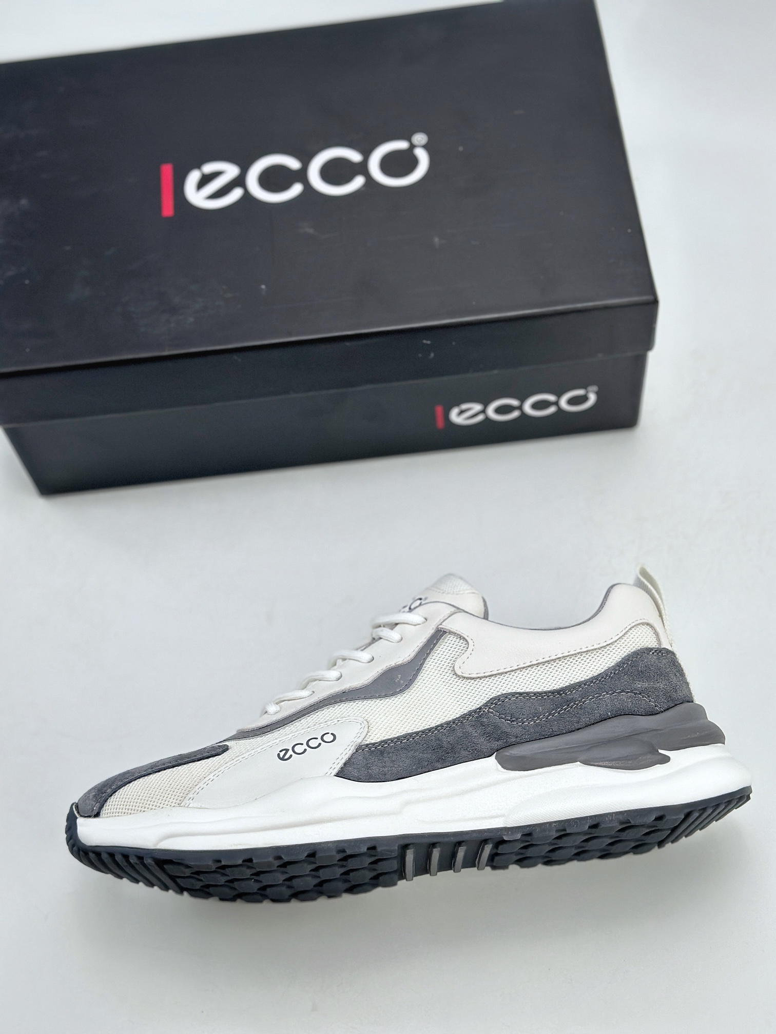 280 ECCO/爱步 运动跑鞋/休闲鞋 品质 钢印Logo