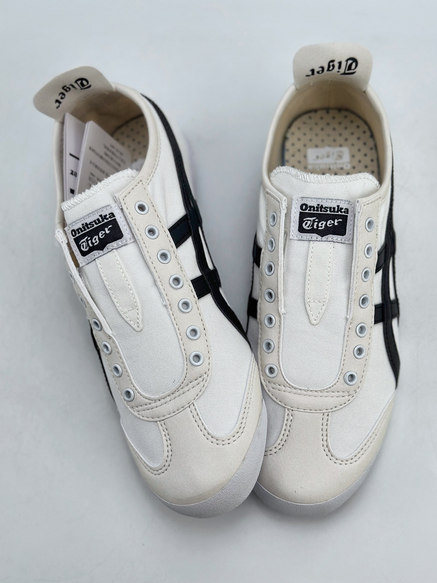 130 Onitsuka Tiger Mexico 66 Paraty 百搭单品 板鞋  D342Q-0190