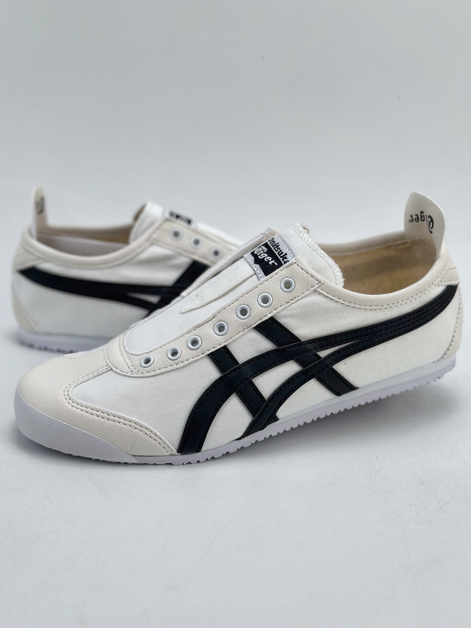 130 Onitsuka Tiger Mexico 66 Paraty 百搭单品 板鞋  D342Q-0190