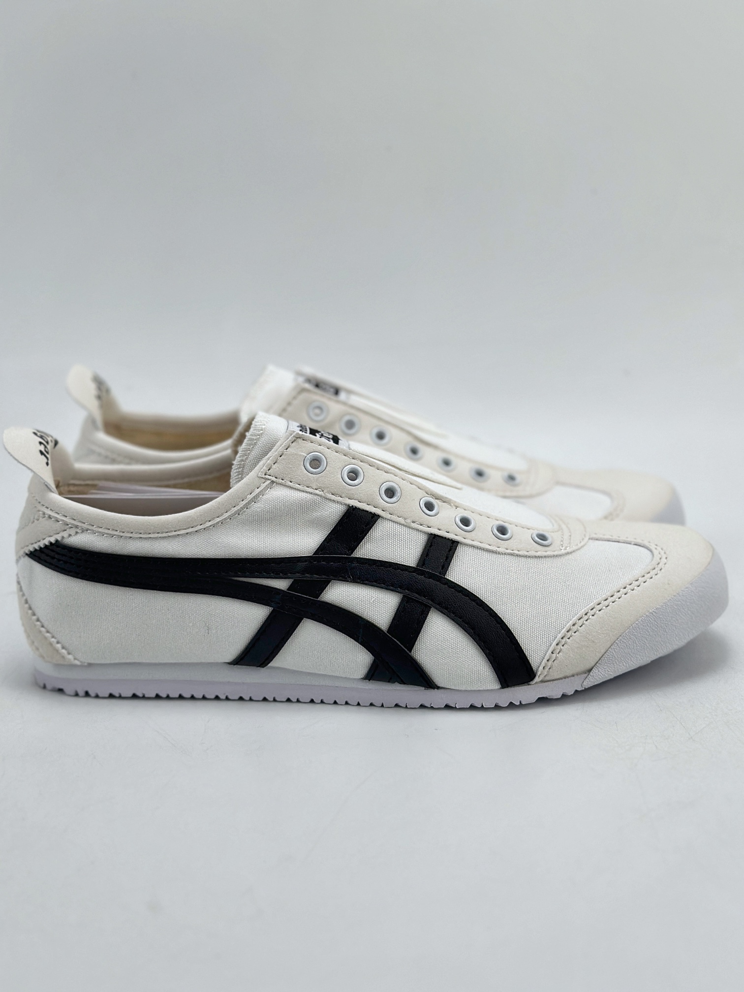 130 Onitsuka Tiger Mexico 66 Paraty 百搭单品 板鞋  D342Q-0190