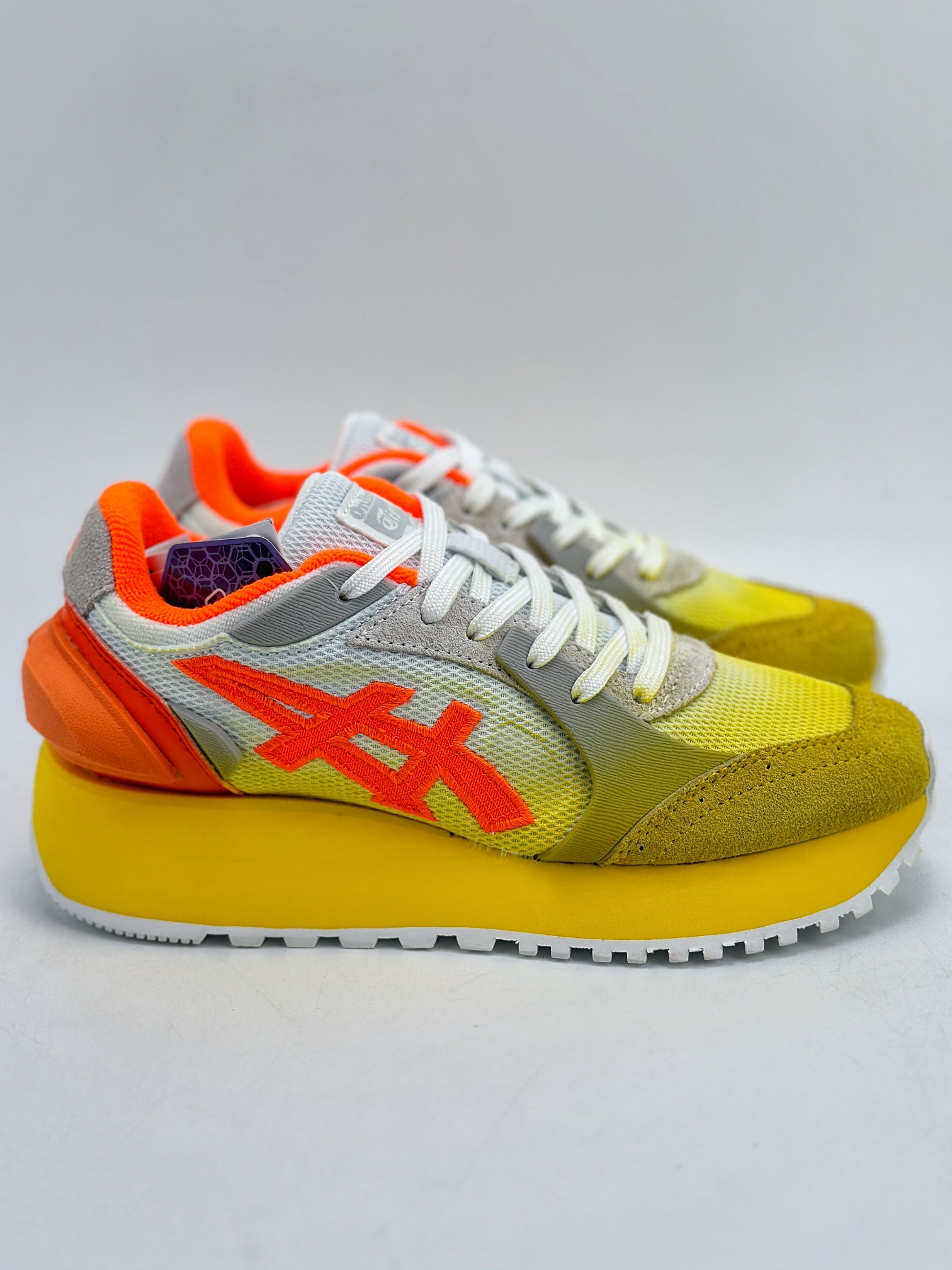 200 Asics Ointsuka Tiger Moage co 亚瑟士鬼冢虎复古经典跑鞋 1183B555-101