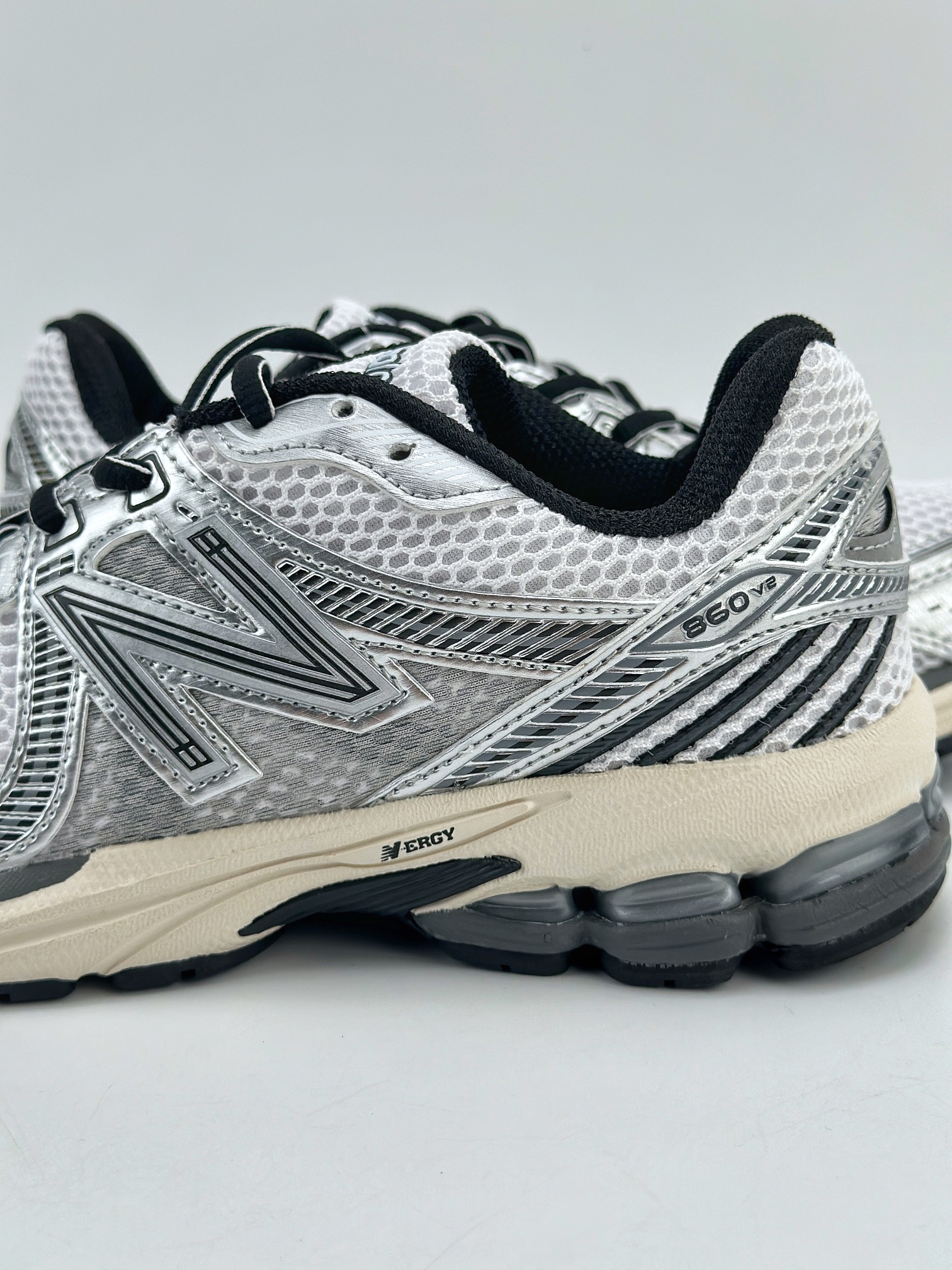 160 New Balance NB 860V2 防滑耐磨低帮跑步鞋 ML860GB2