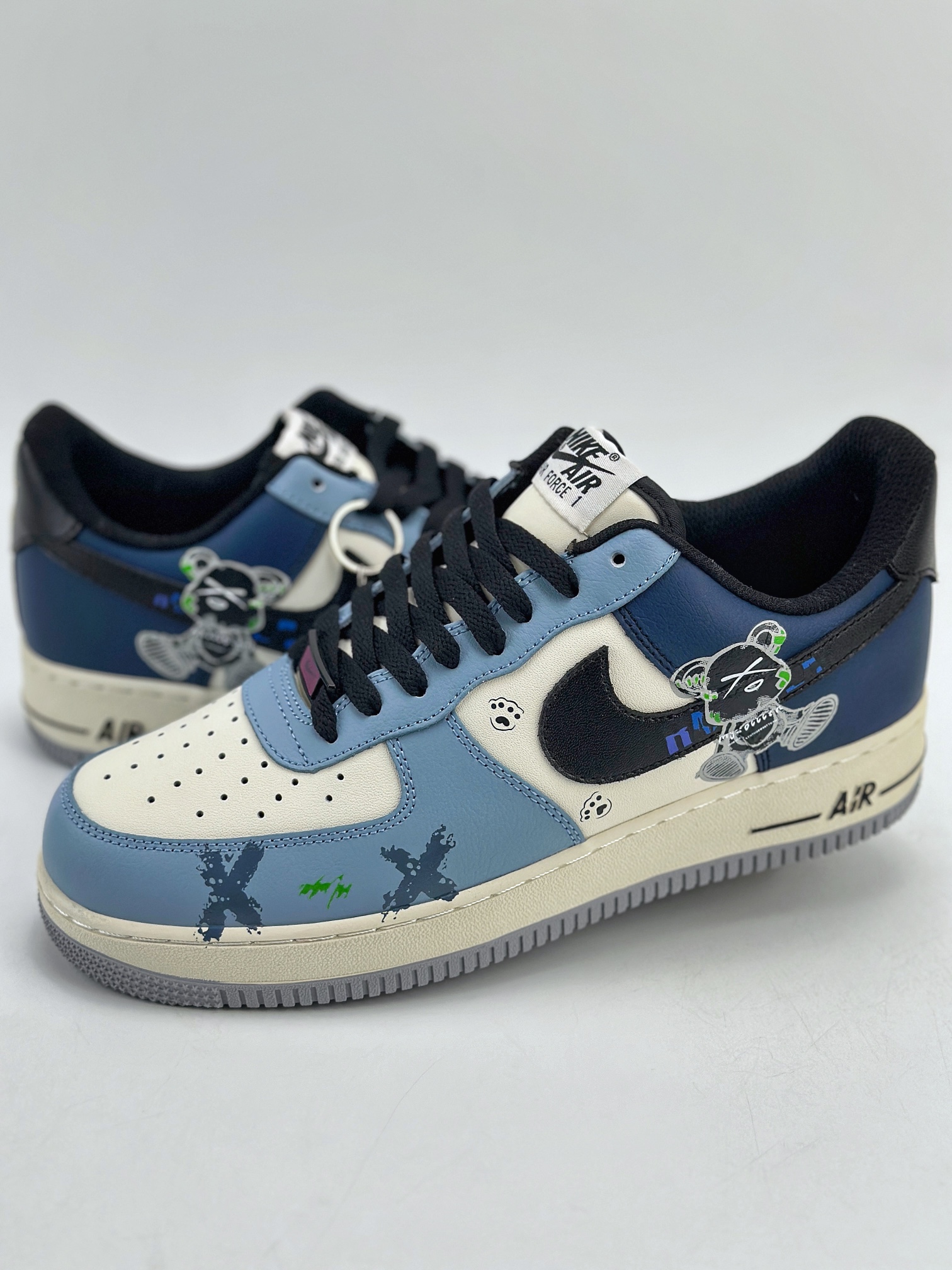 240 Nike Air Force 1 Low 07 XX涂鸦 白黑蓝 XC2351-222