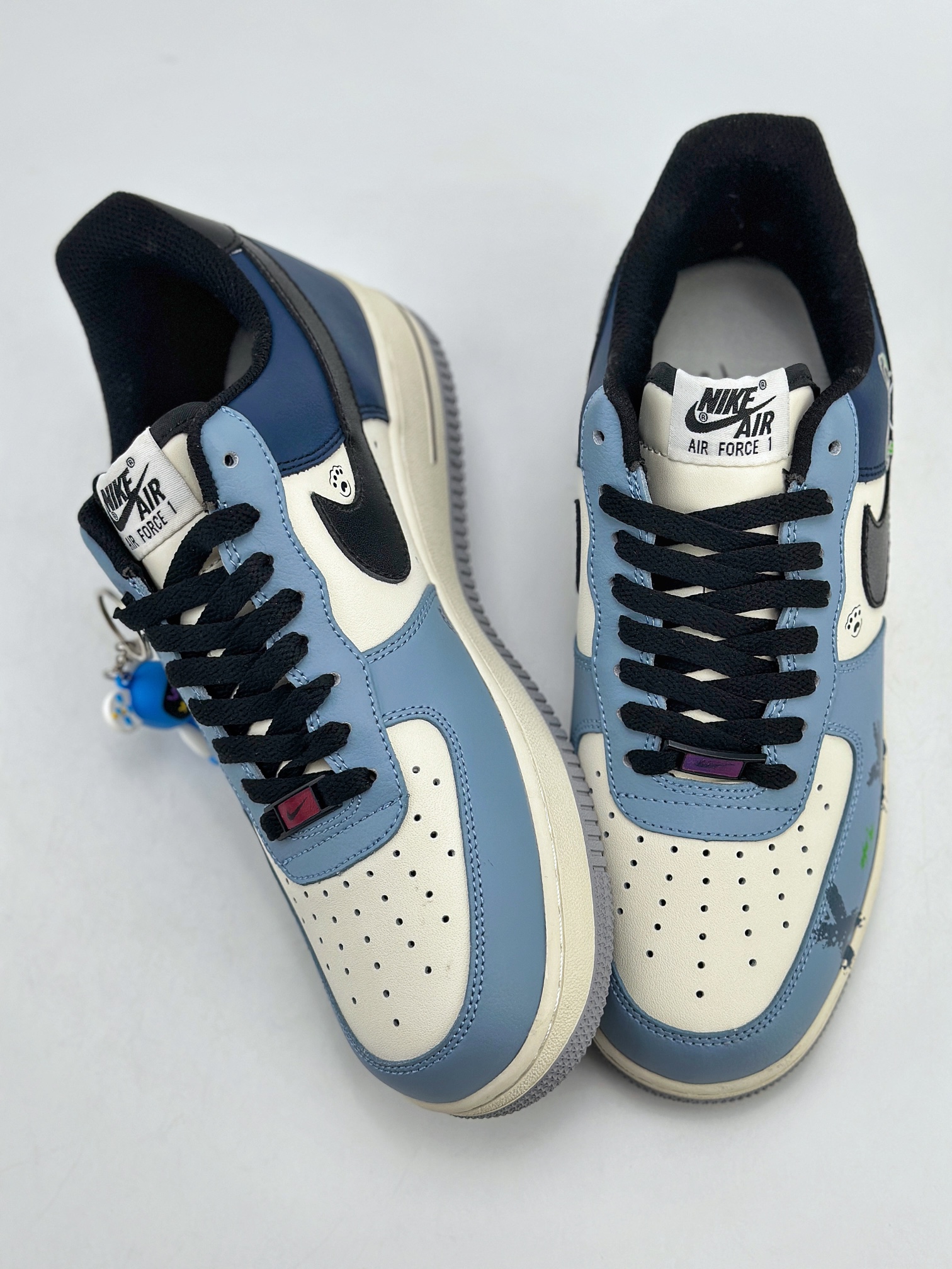 240 Nike Air Force 1 Low 07 XX涂鸦 白黑蓝 XC2351-222