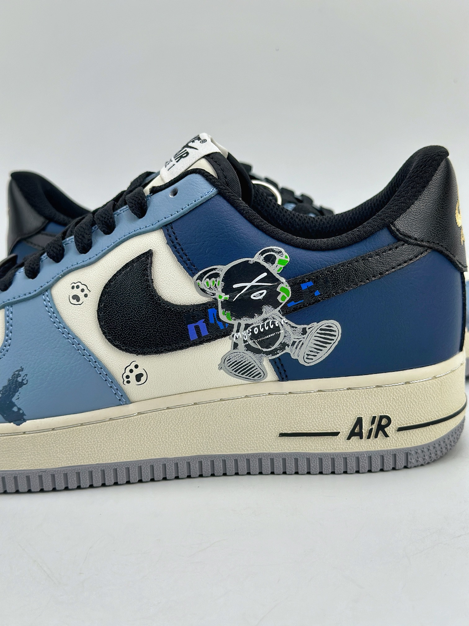 240 Nike Air Force 1 Low 07 XX涂鸦 白黑蓝 XC2351-222