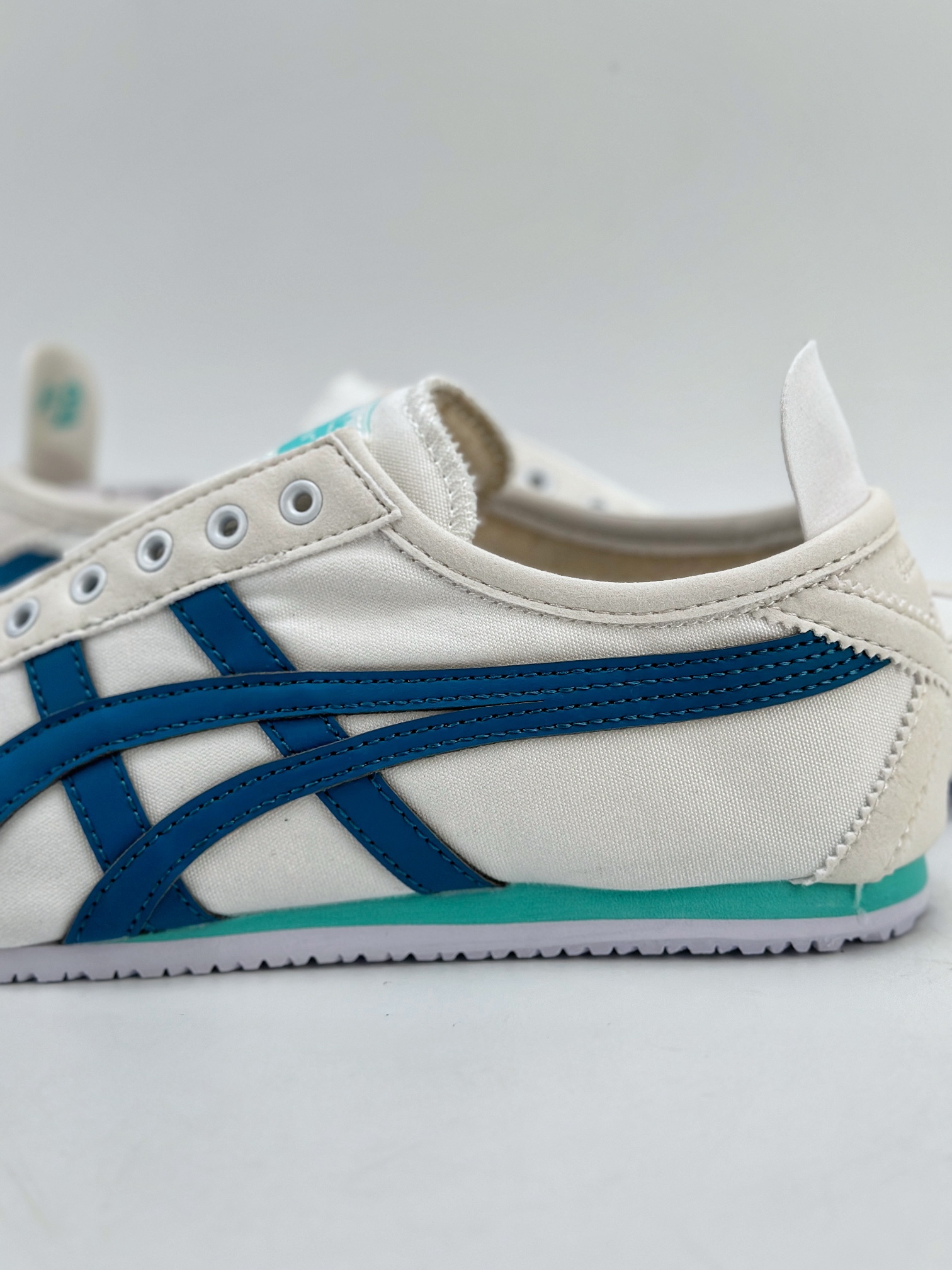 130 Onitsuka Tiger Mexico 66 Paraty 百搭单品 板鞋 D3K5N 0146XK