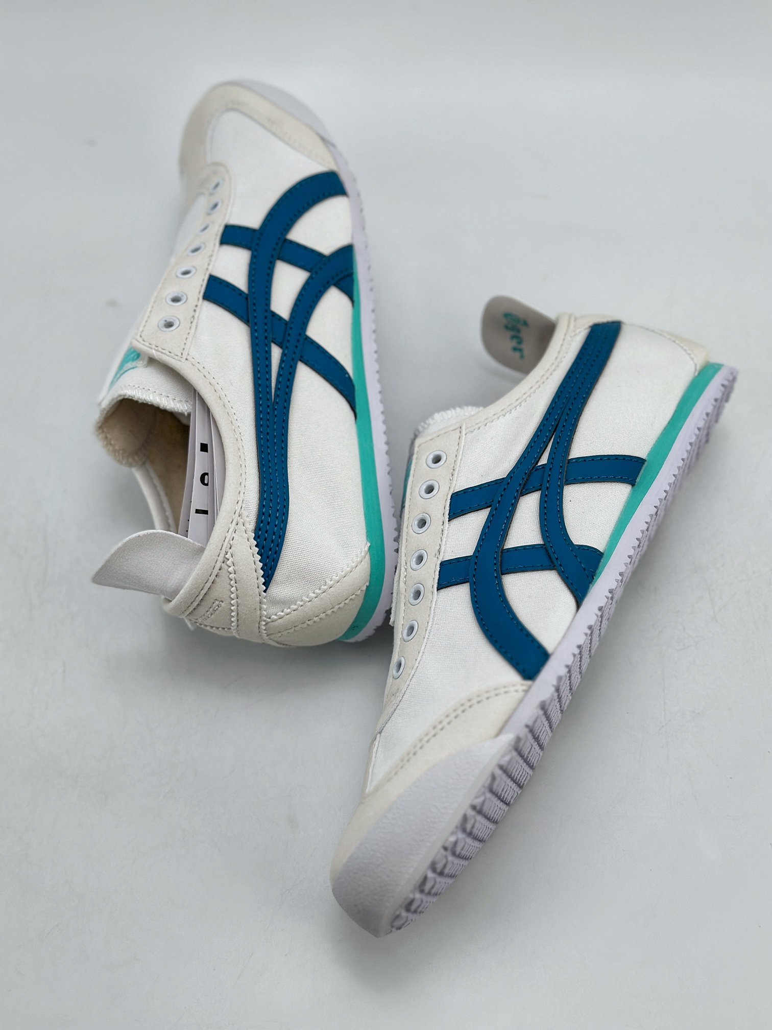 130 Onitsuka Tiger Mexico 66 Paraty 百搭单品 板鞋 D3K5N 0146XK