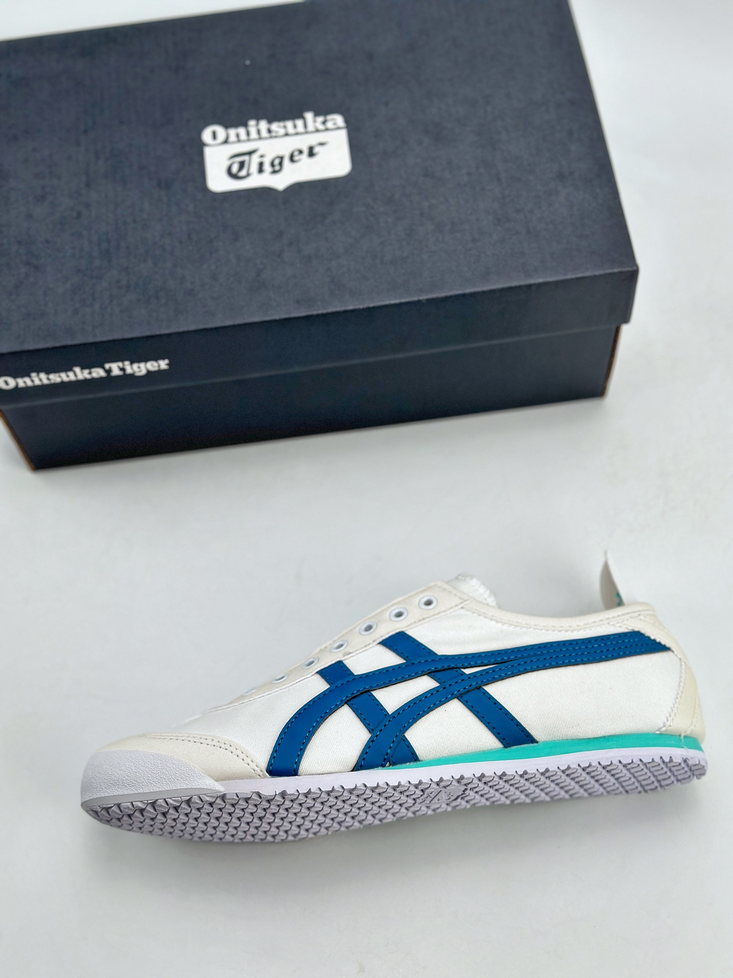 130 Onitsuka Tiger Mexico 66 Paraty 百搭单品 板鞋 D3K5N 0146XK