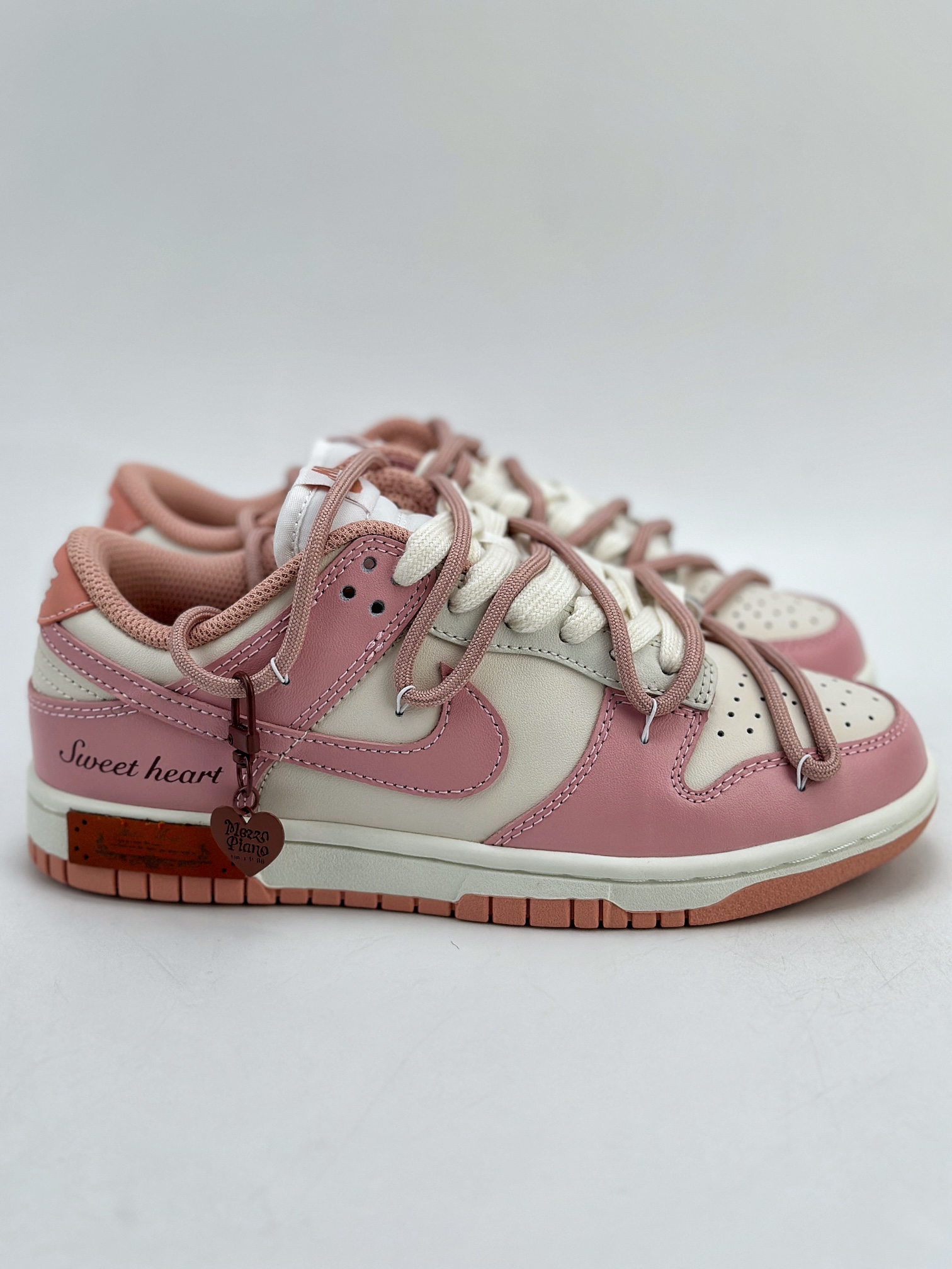 260 Nike SB Dunk Low spd 莓刻 复古甜心 DD1503-118