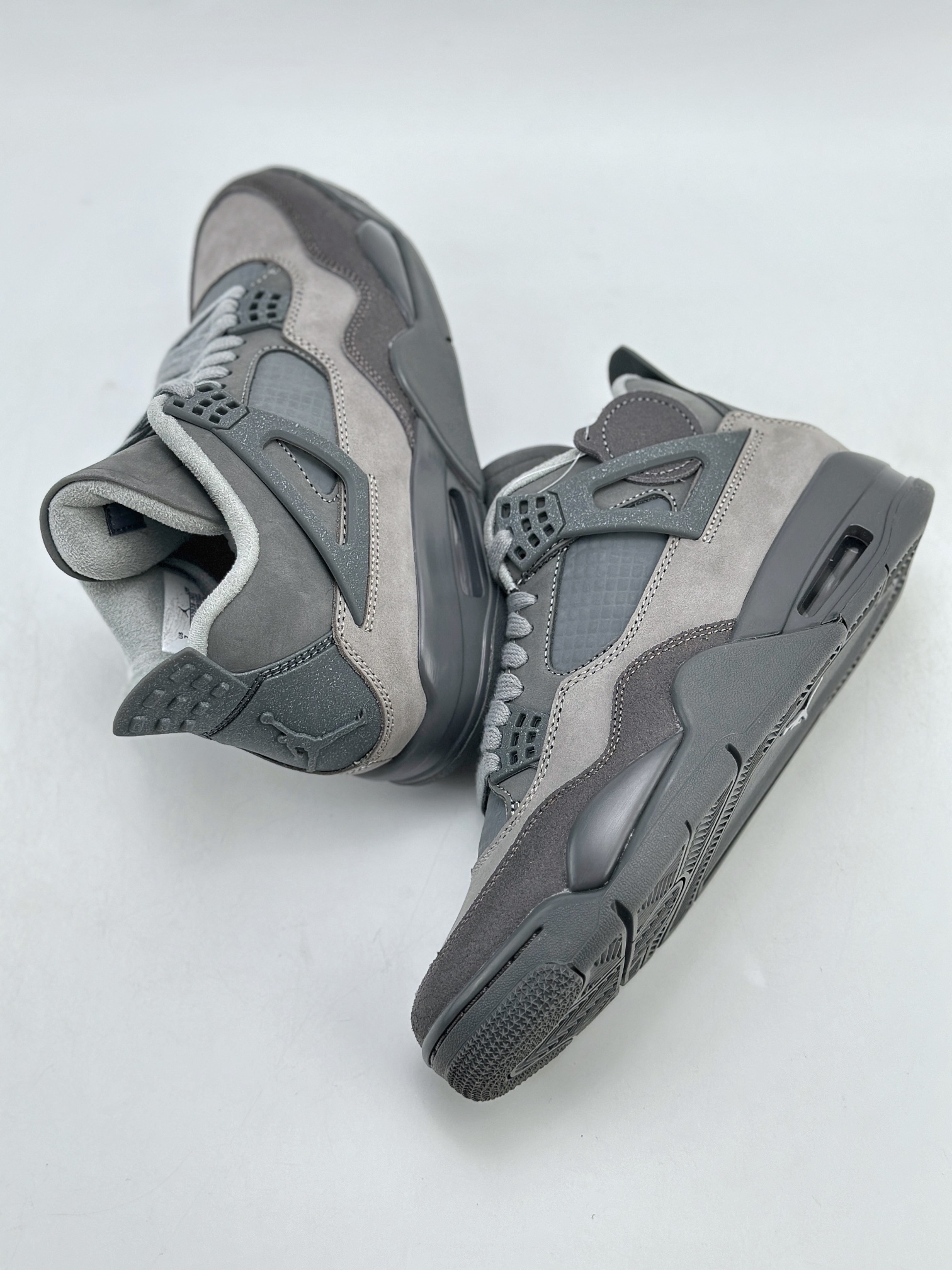 Nike Air Jordan 4 Retro ”Paris Olympics” Gray and Black FQ7928-001