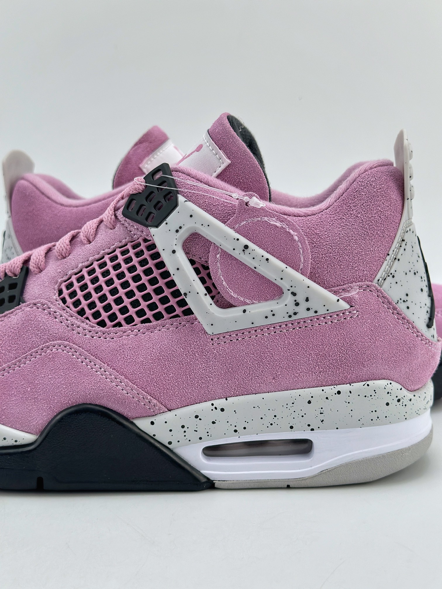 Nike Air Jordan 4 Retro Jordan 4th Generation ”Orchid” Re-engraved Pink and Black AQ9129-501