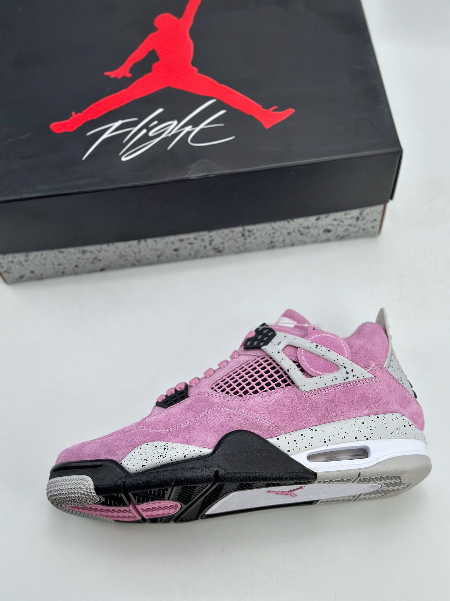 Nike Air Jordan 4 Retro Jordan 4th Generation ”Orchid” Re-engraved Pink and Black AQ9129-501