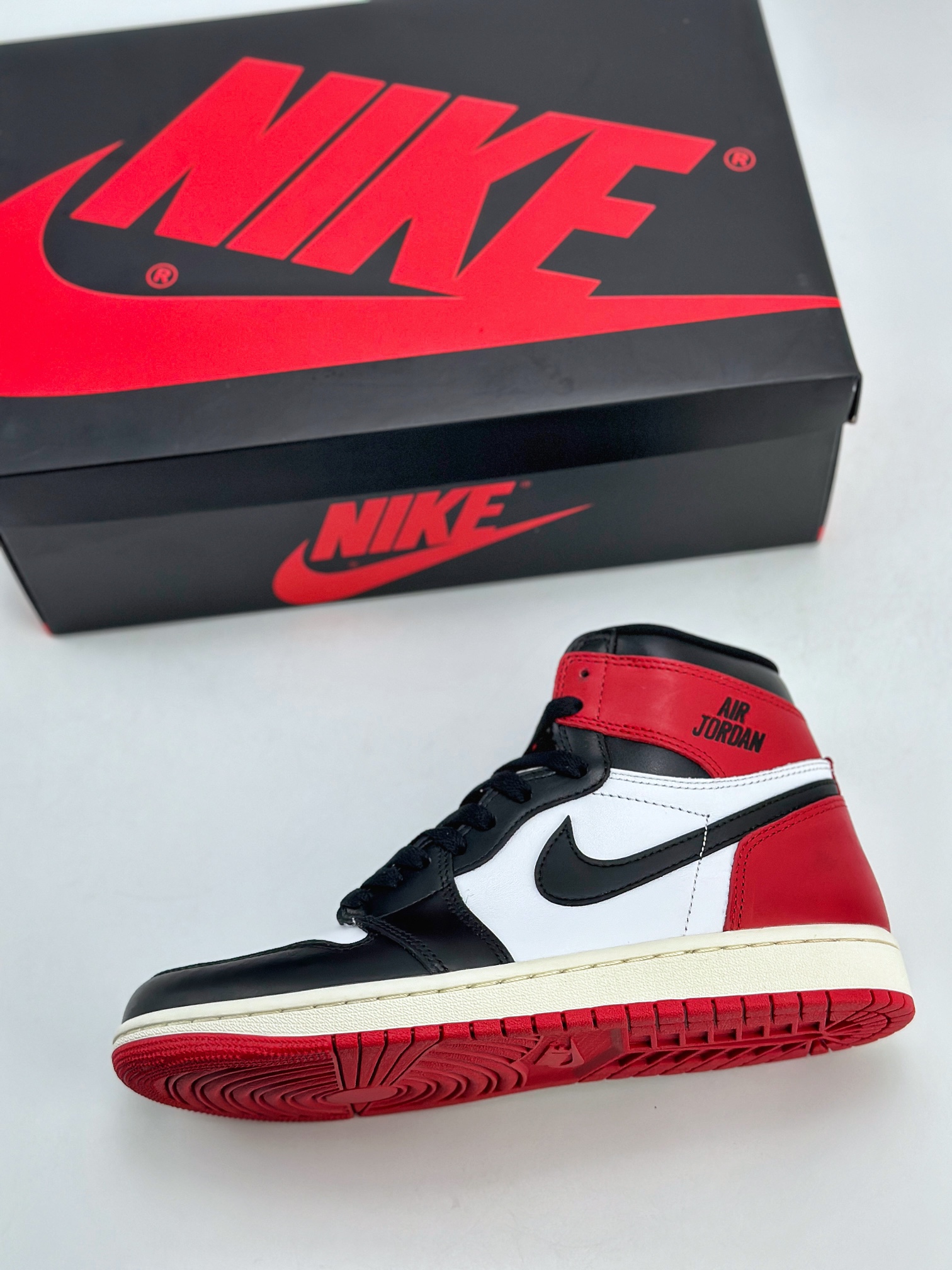 Air Jordan 1 Retro High OG ”Black Toe Reimagined” White, Black and Red DZ5485-106