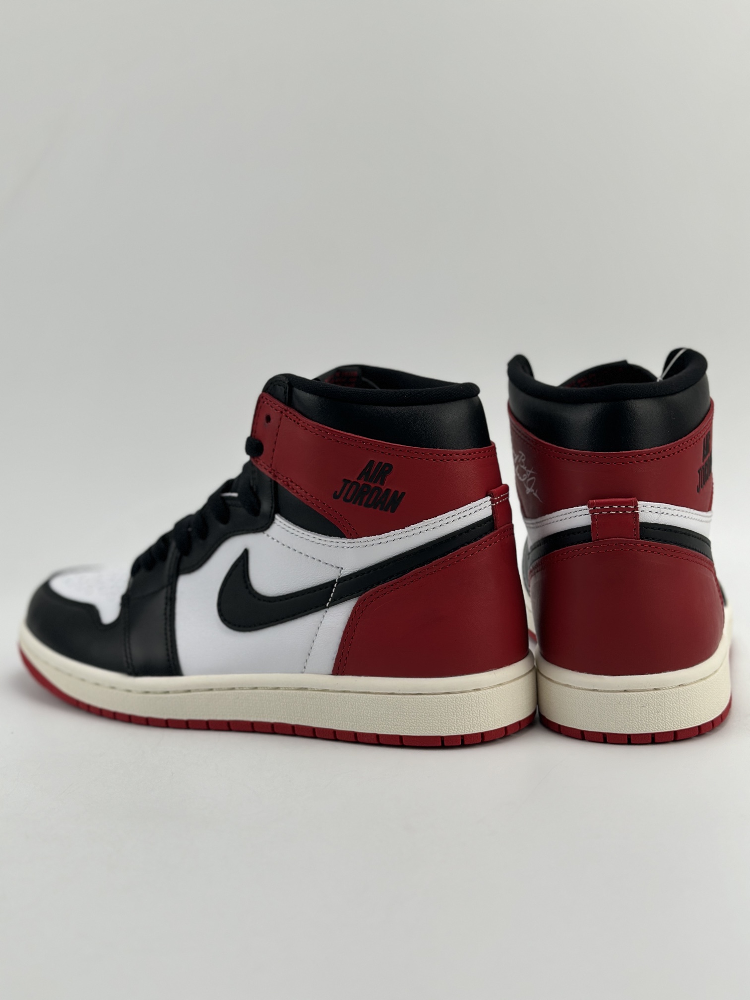 Air Jordan 1 Retro High OG ”Black Toe Reimagined” White, Black and Red DZ5485-106