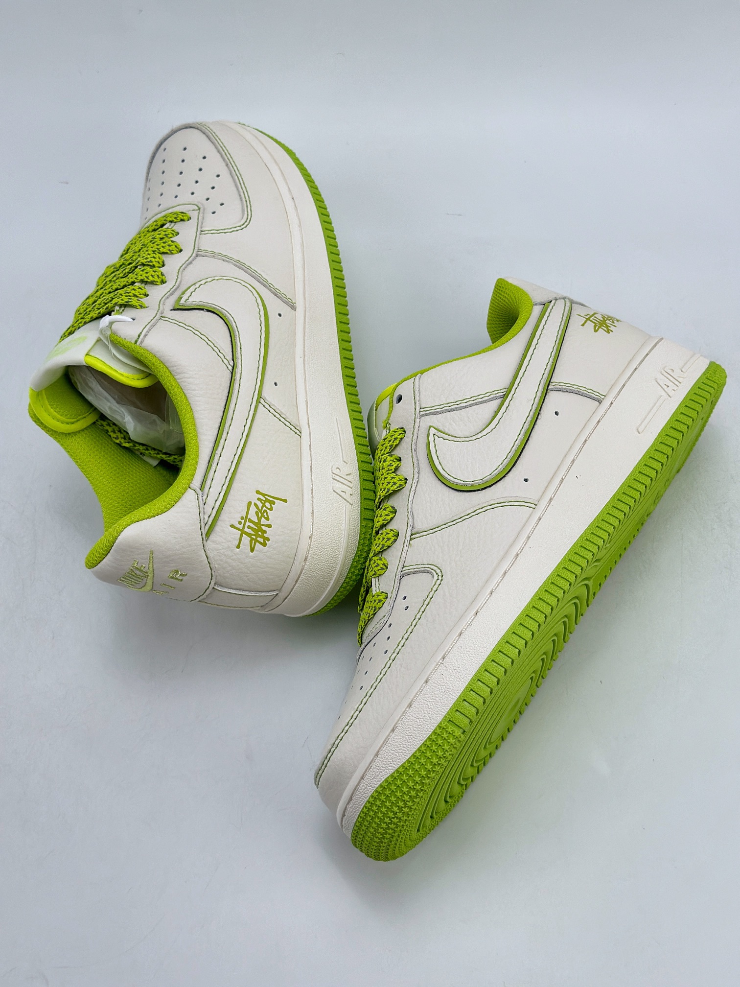 Nike Air Force 1 Low 07 x Stussy White Green Star UN1635-888