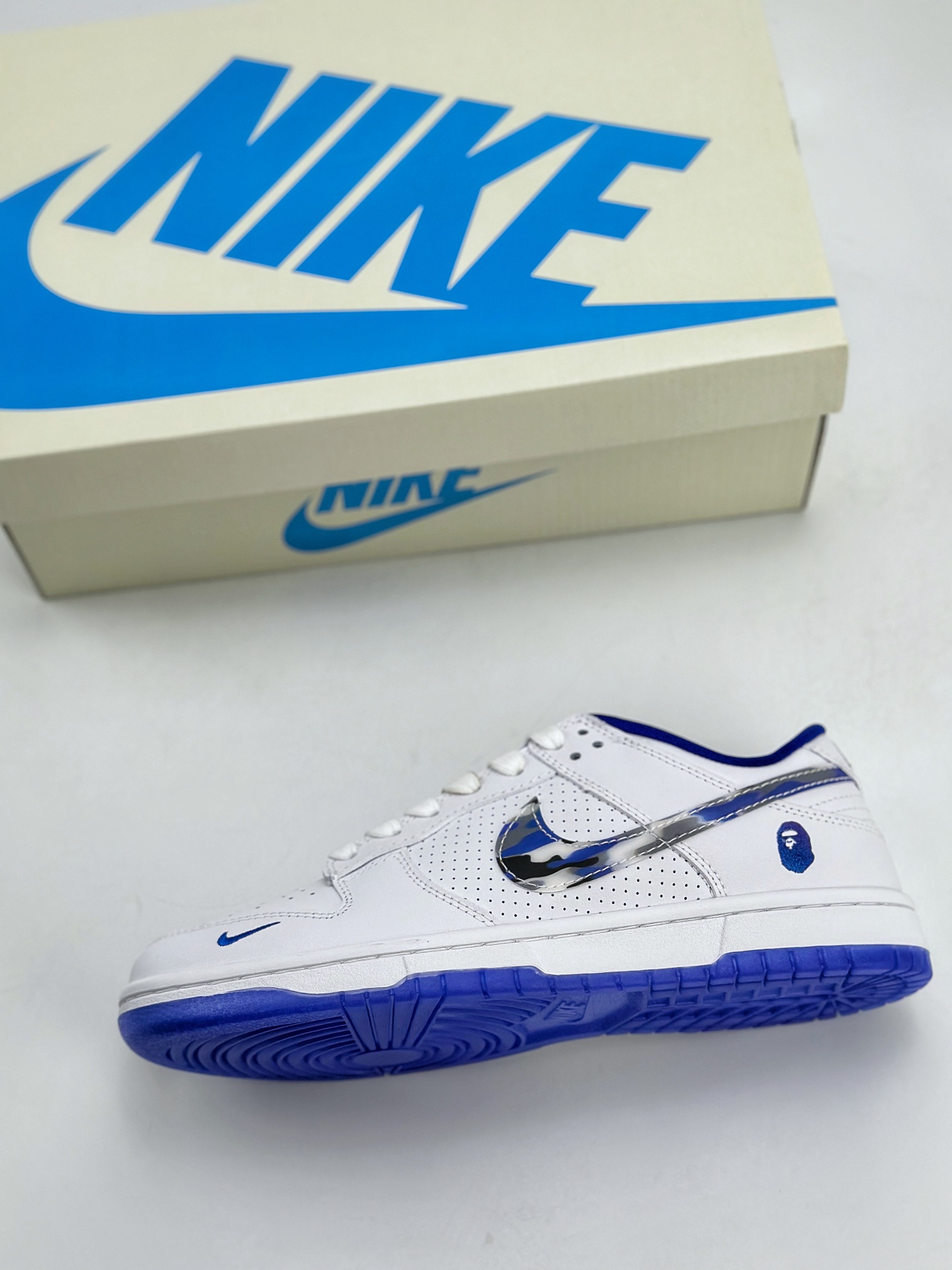 Nike SB Dunk Low x BAPE White Blue Camouflage Hook JH8039-934