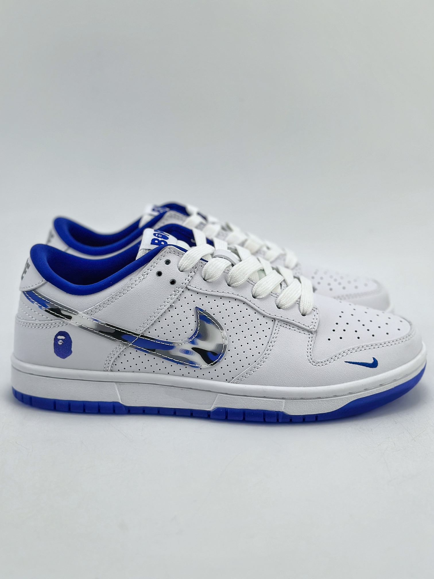 Nike SB Dunk Low x BAPE White Blue Camouflage Hook JH8039-934