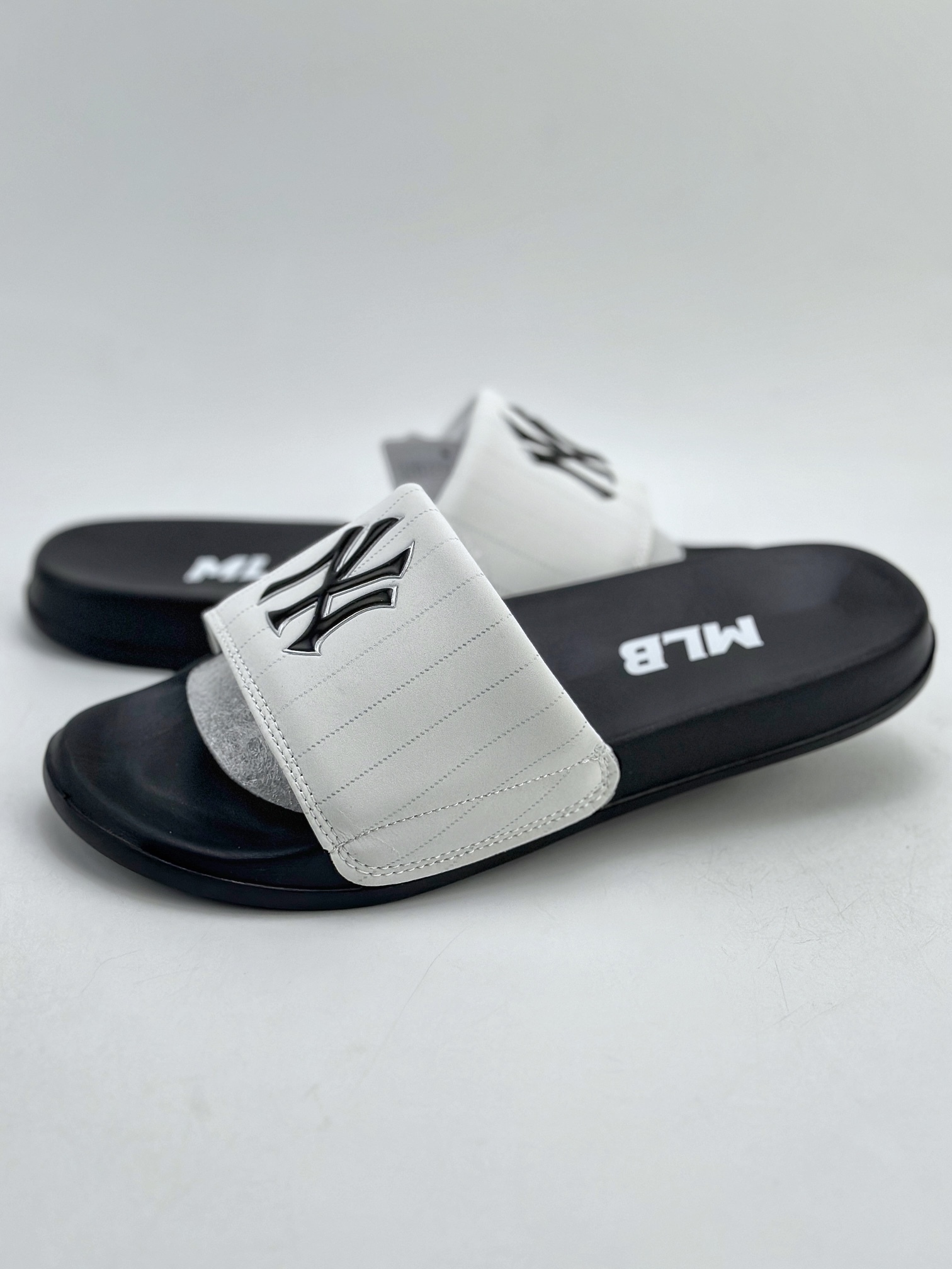 Y American Yankees x MLB Chunky Runner Basic Collection MLB versatile trendy couple slippers