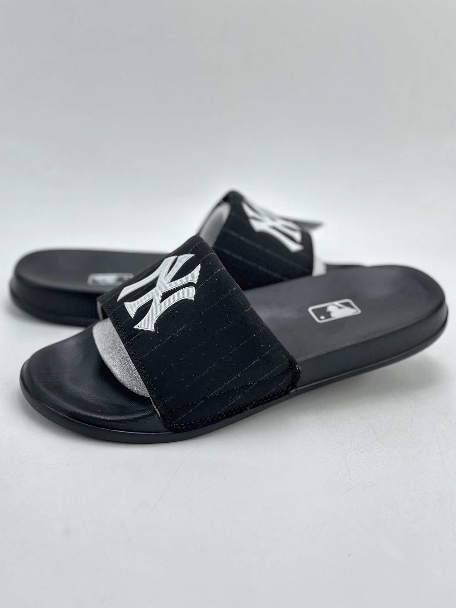 Y American Yankees x MLB Chunky Runner Basic Collection MLB versatile trendy couple slippers