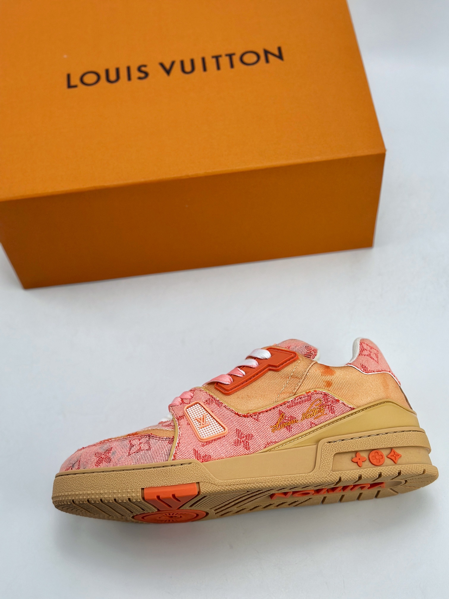 New Louis Vuitton LV Trainer Low-top Casual Sneakers