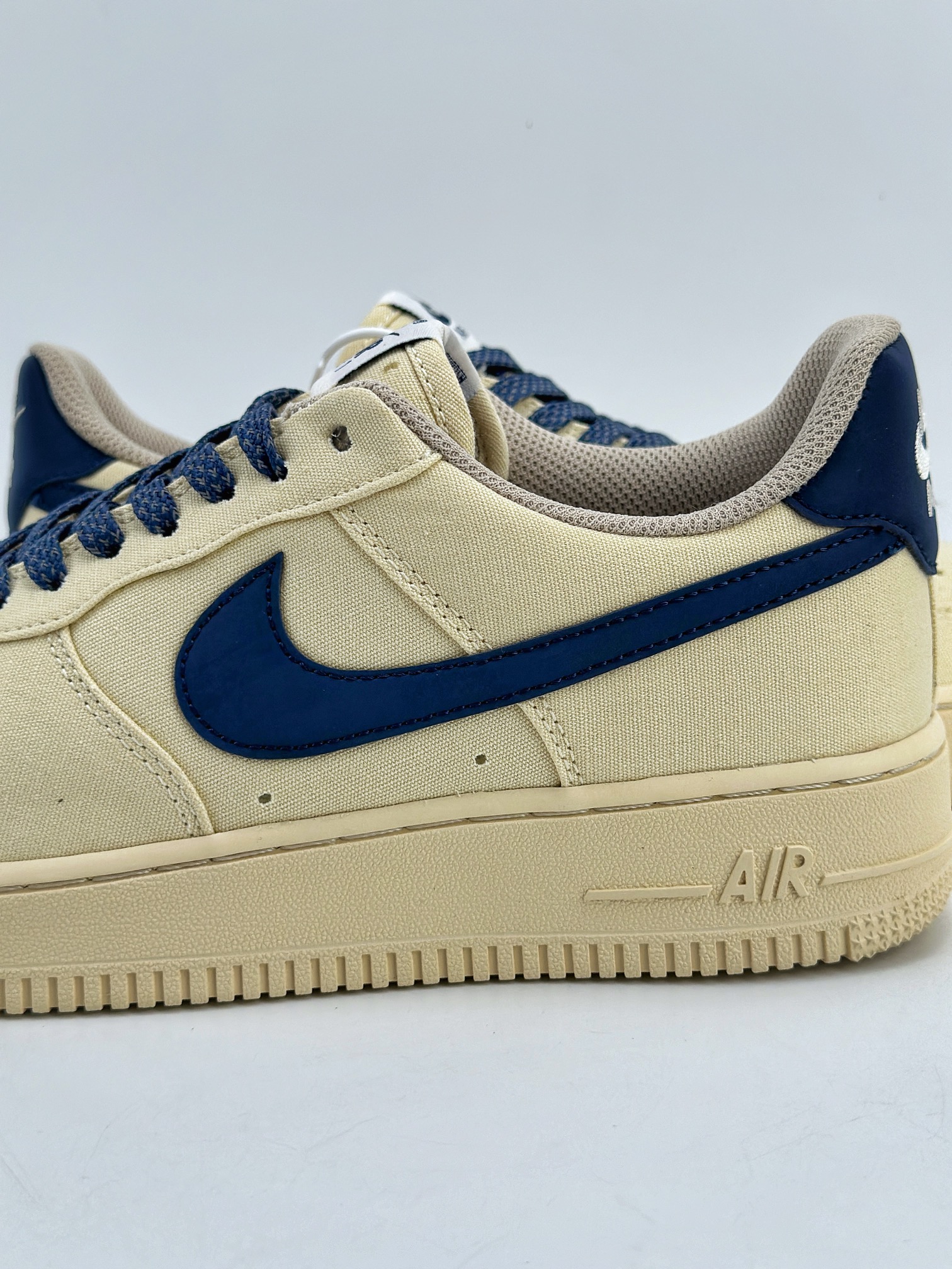 200 Nike Air Force 1 Low 07 3M帆布奶黄 315122-109