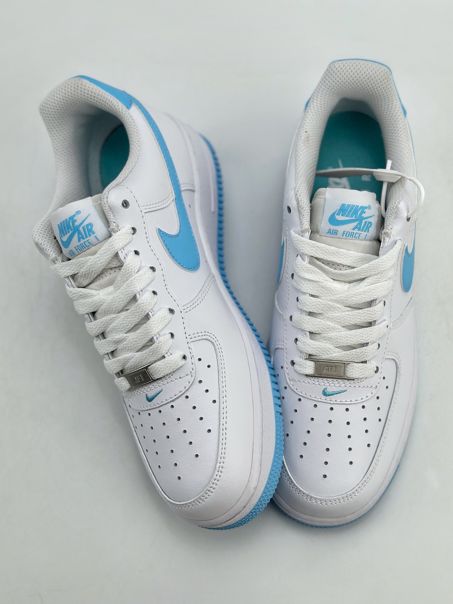 200 Nike Air Force 1 Low 07 ”University Blue” 白蓝 FQ4296-100