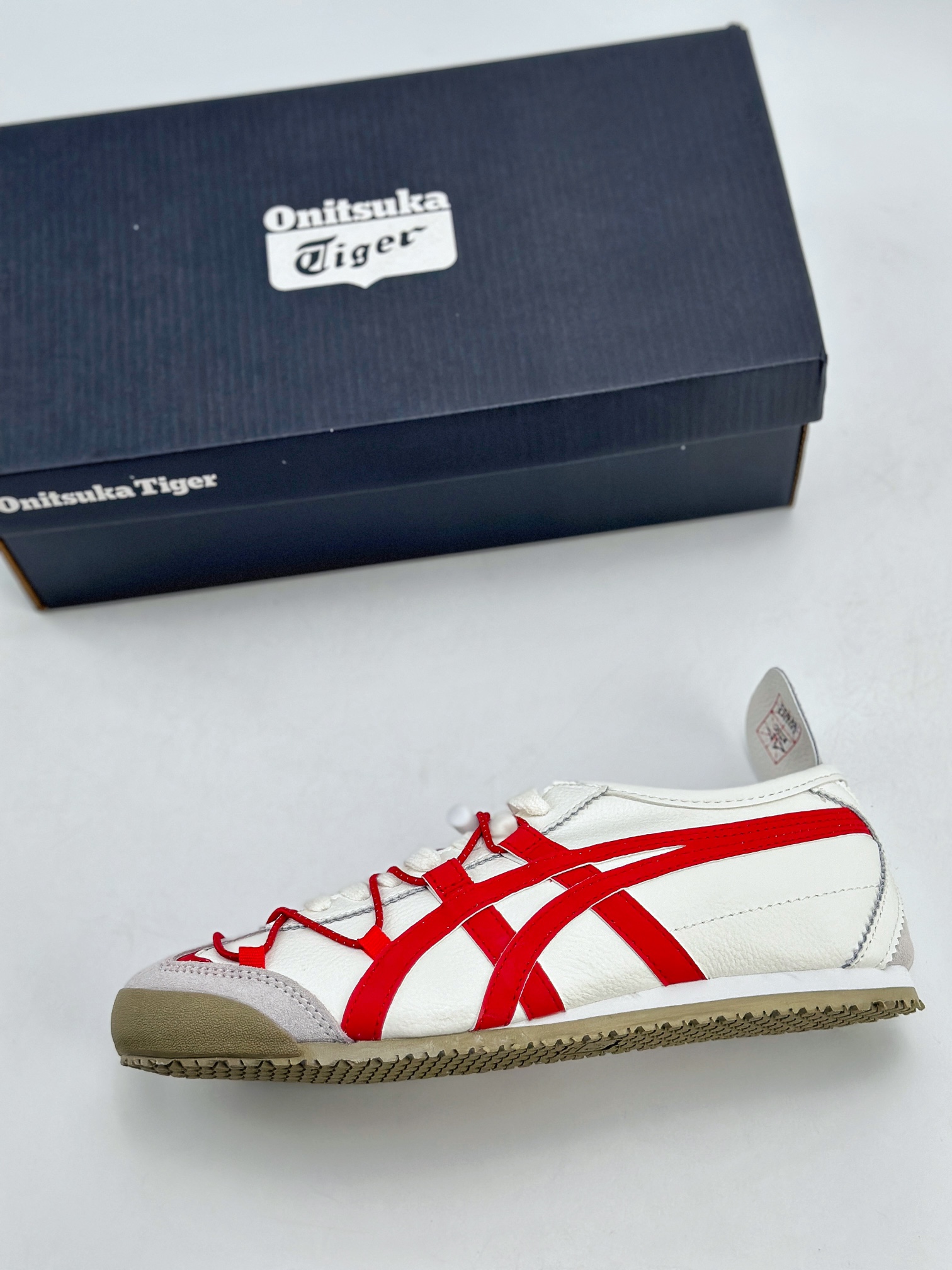 140 Onitsuka Tiger Mexico 66 Paraty 百搭单品 板鞋 1183C216-100