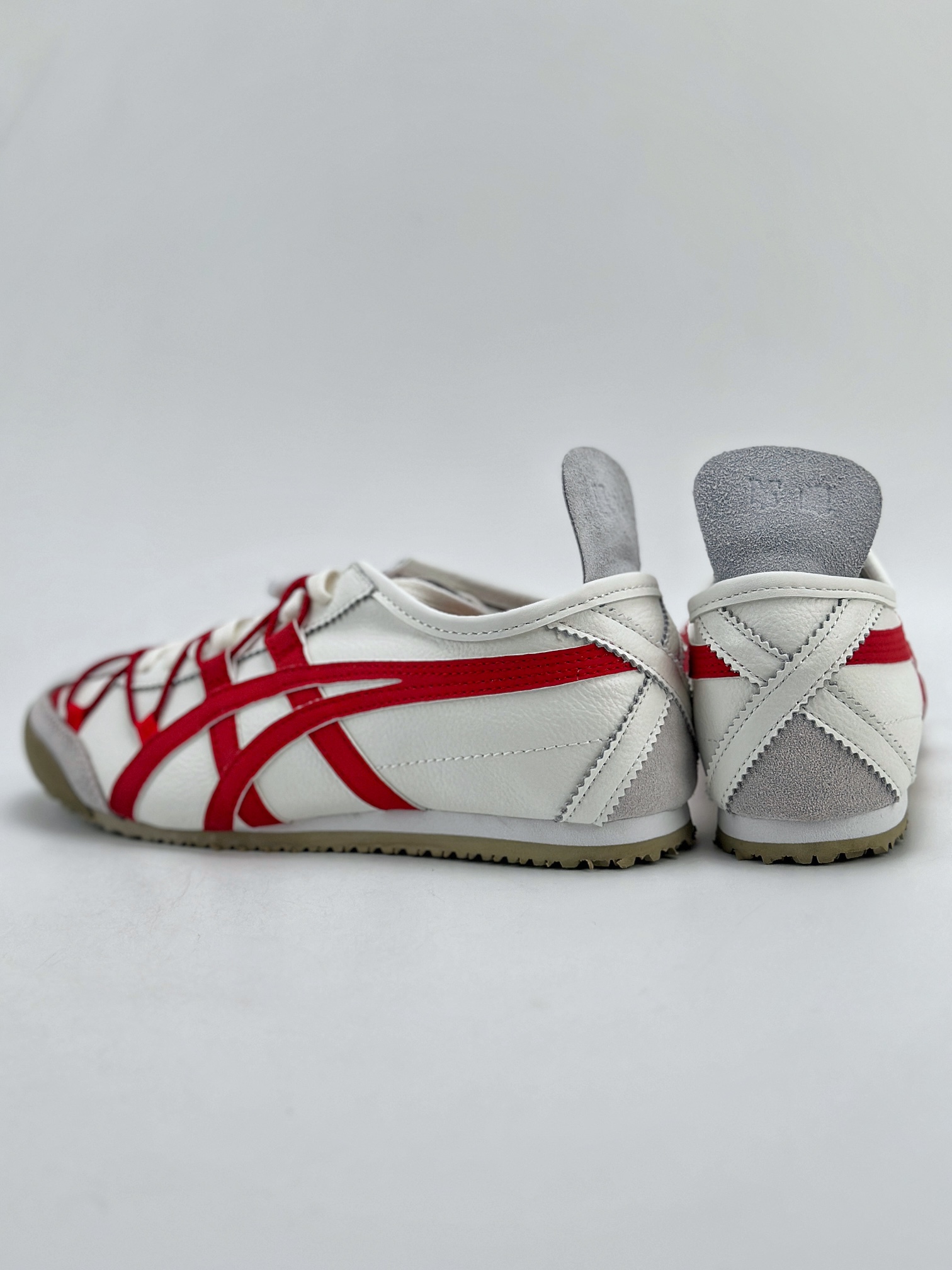 140 Onitsuka Tiger Mexico 66 Paraty 百搭单品 板鞋 1183C216-100