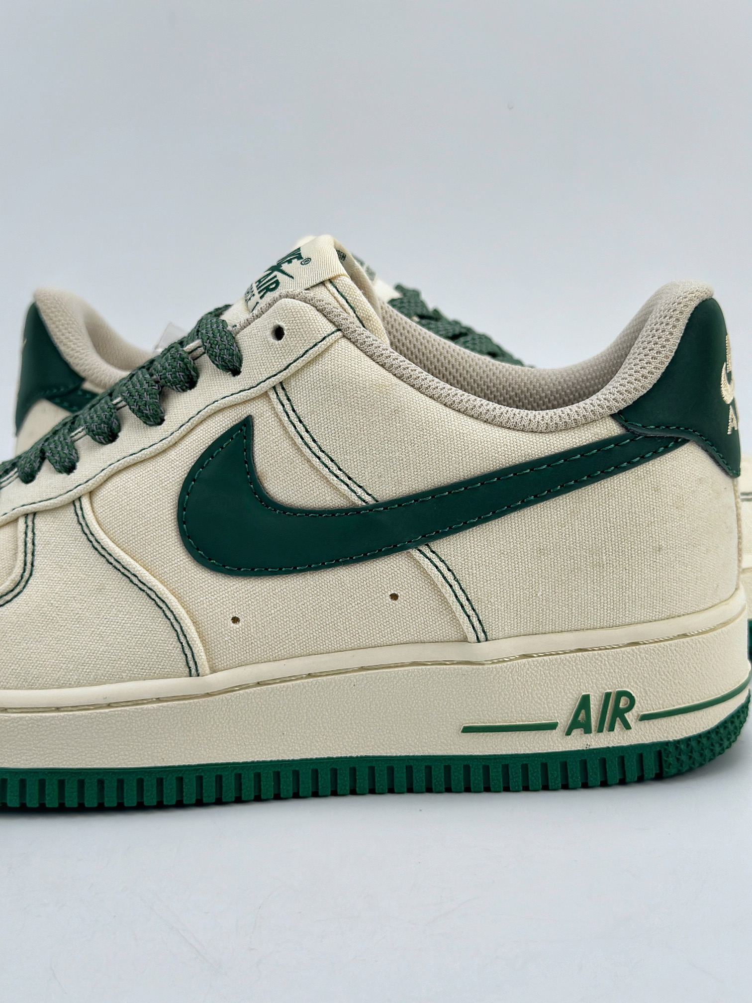 200 Nike Air Force 1 Low 07 3M帆布米绿 TQ1456-266