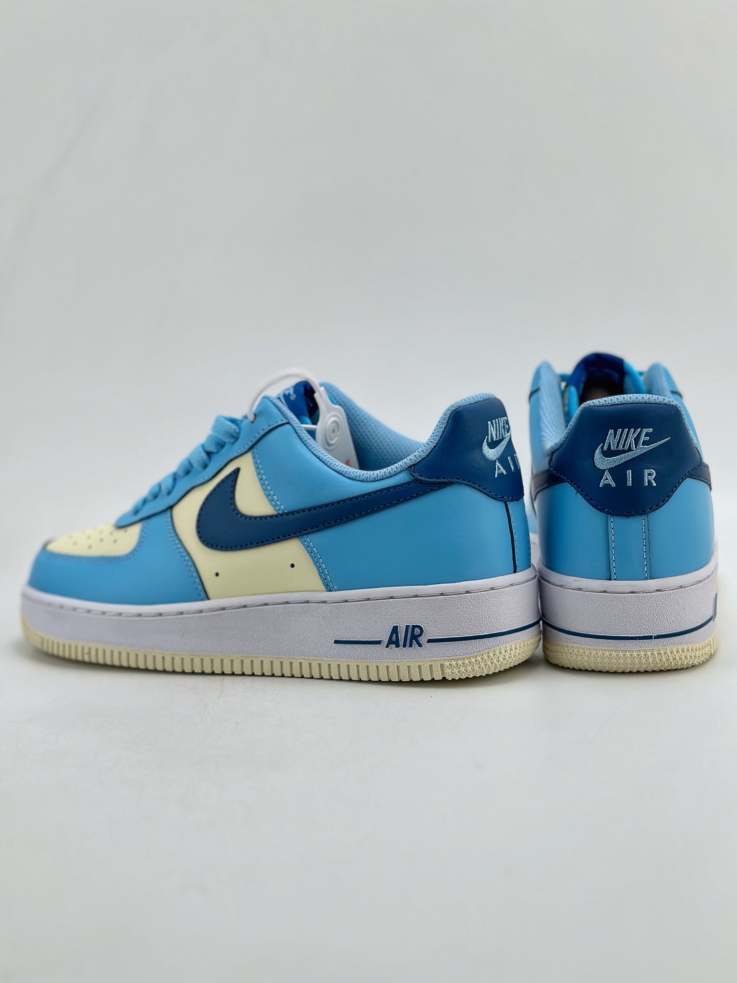 200 Nike Air Force 1 Low 07 ”Aquarius Blue” 蓝米 HF4837-407