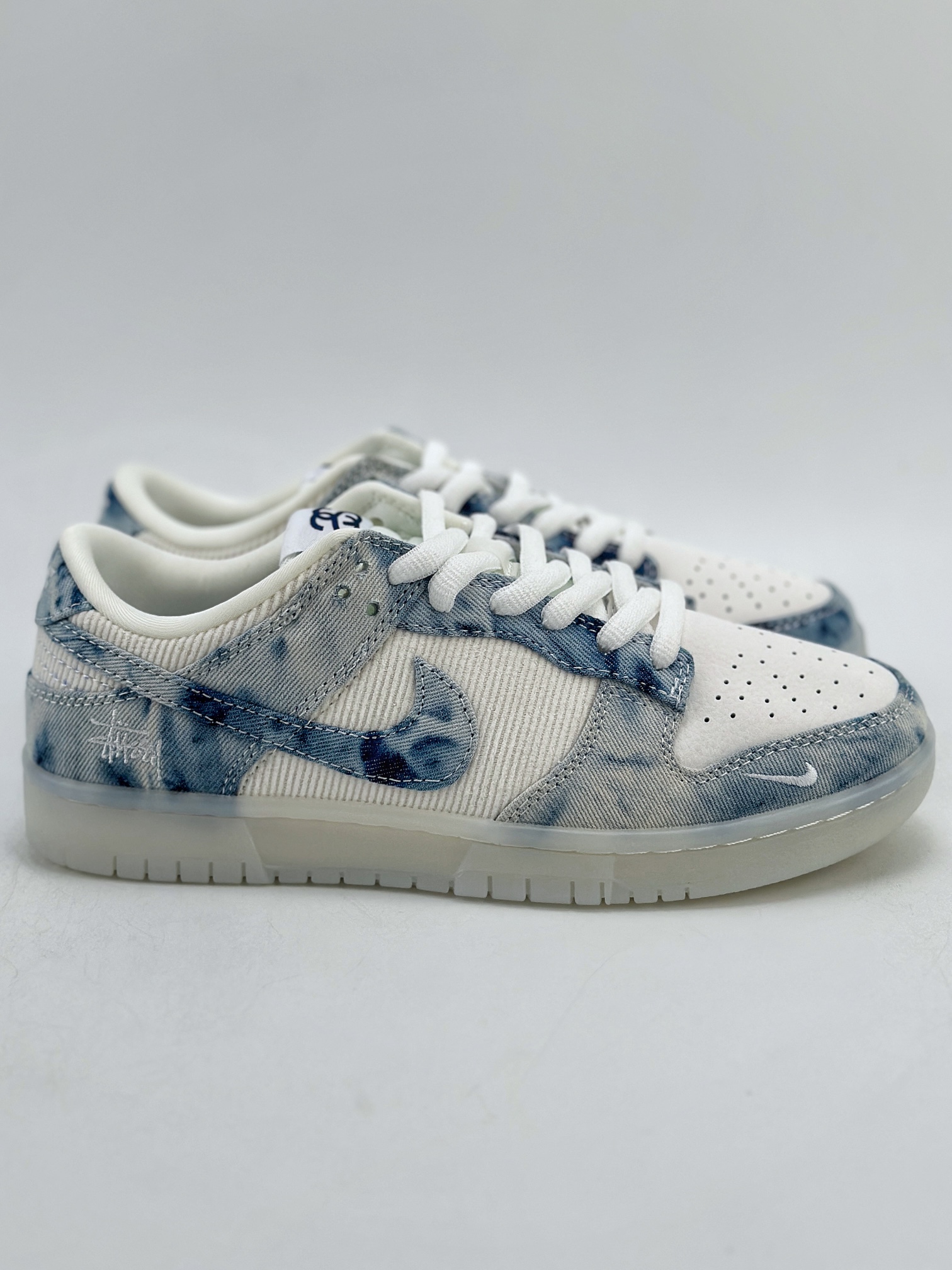 280 Nike SB Dunk Low x Stussy 白蓝牛仔布 JH8039-937