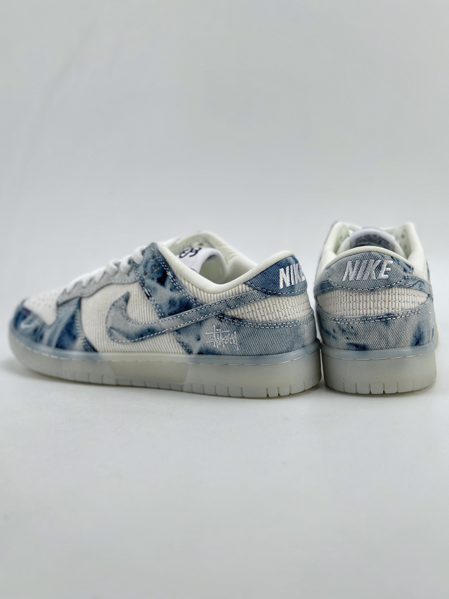 280 Nike SB Dunk Low x Stussy 白蓝牛仔布 JH8039-937