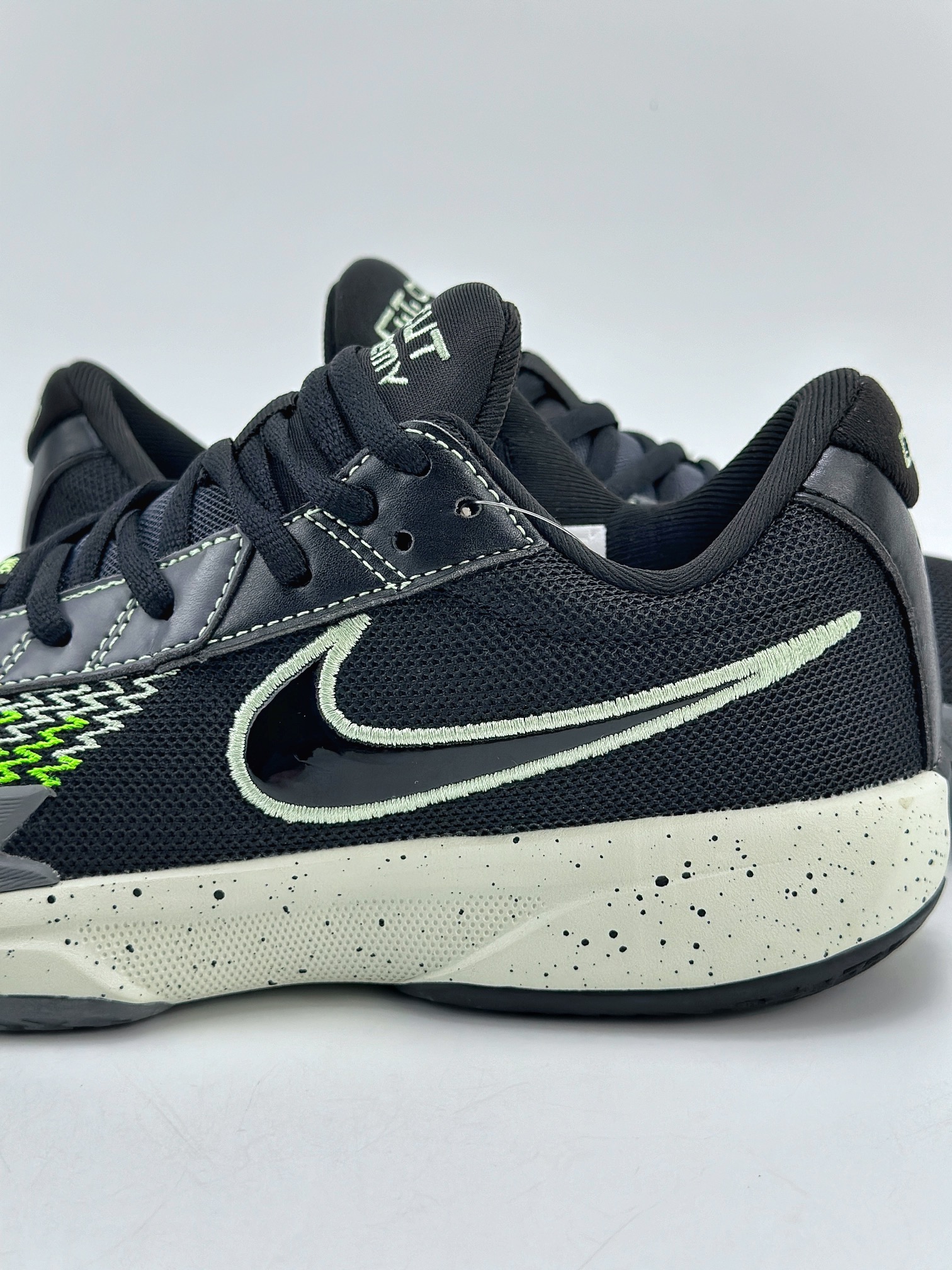 220 Nike Air Zoom G.T. Cut Academy EP 耐克超跑级篮球鞋 FB2598-001