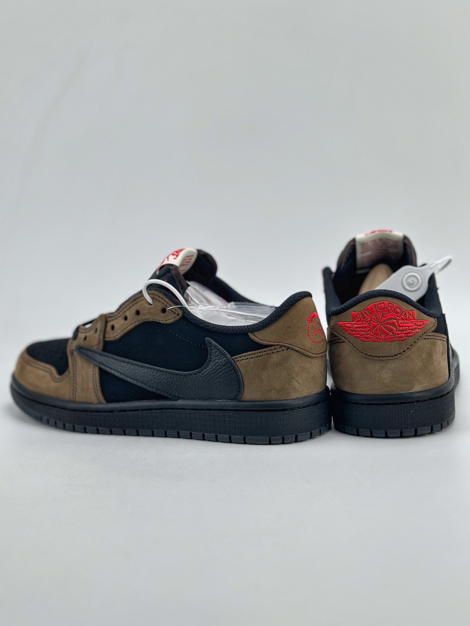 260 Travis Scott x Nike Air Jordan 1 Low x Louis Vuitton Air Jordan 1 Low 黑棕倒钩 DM7866-202