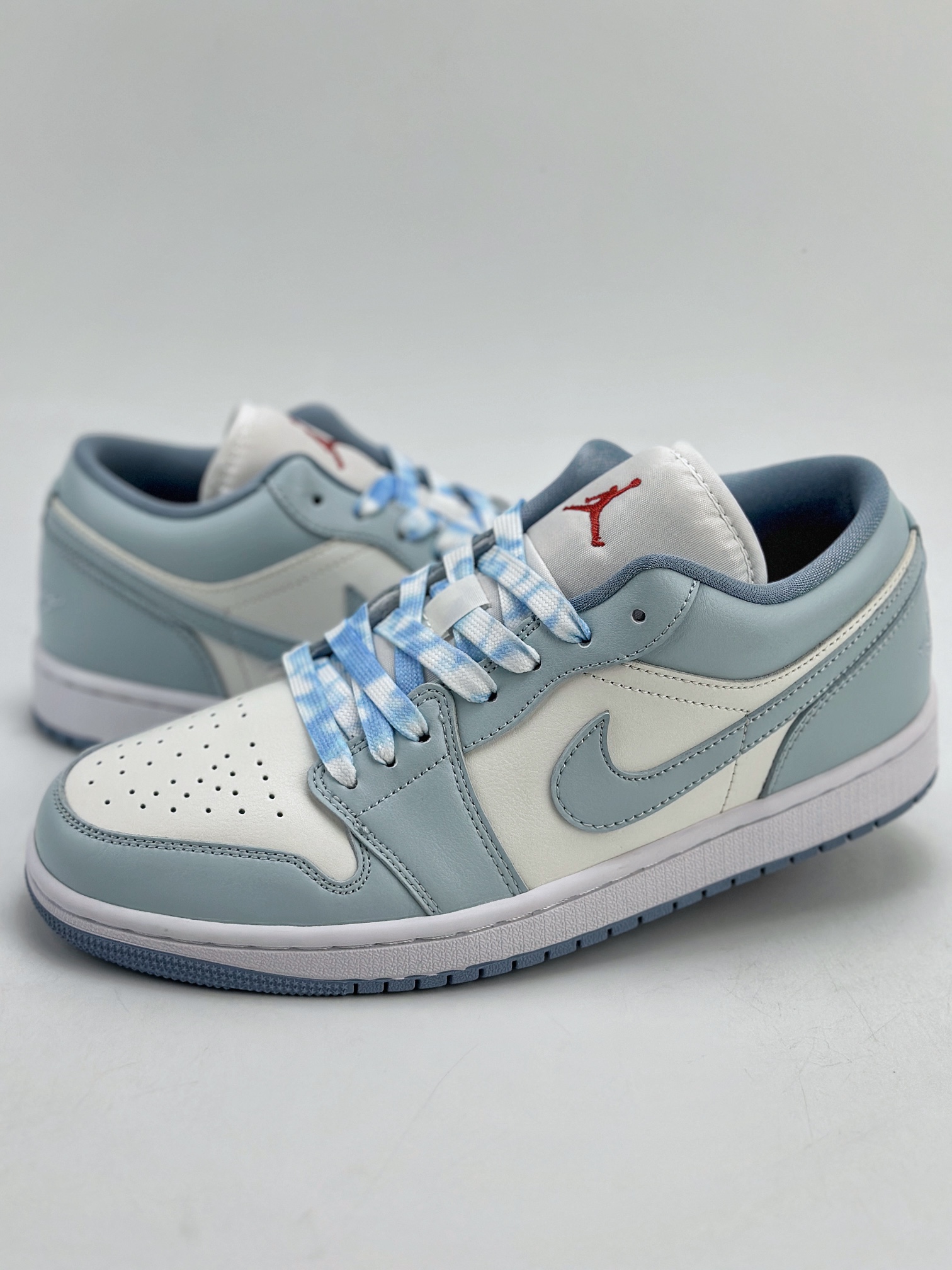 200 Air Jordan 1 Retro Low 气泡海盐 清凉夏日 蓝白  DC0774-165