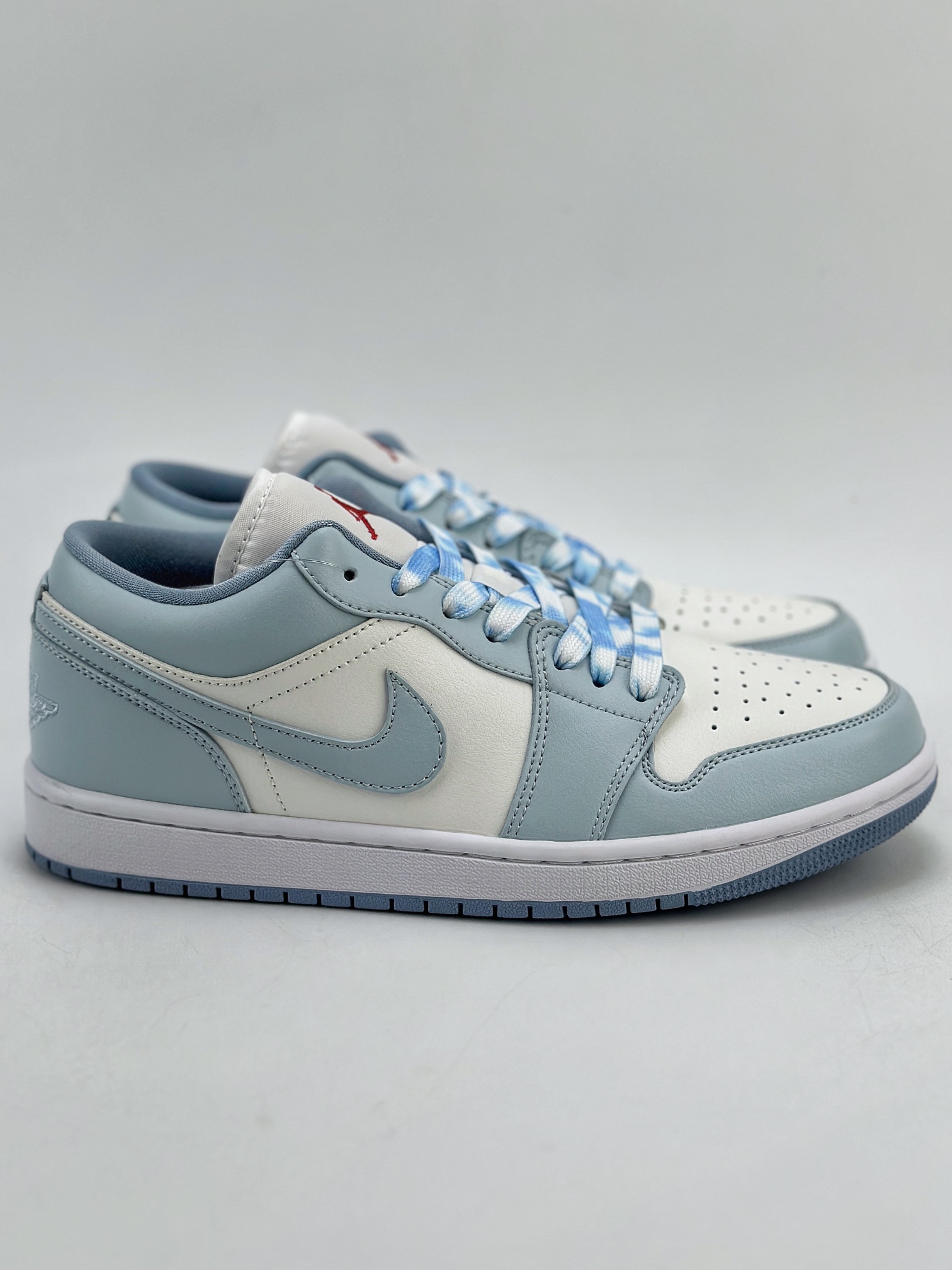 200 Air Jordan 1 Retro Low 气泡海盐 清凉夏日 蓝白  DC0774-165