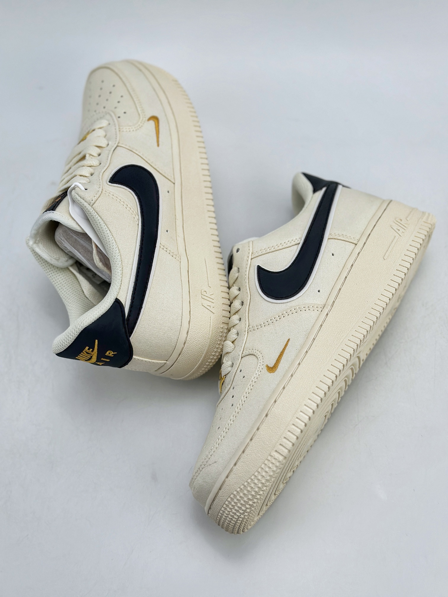 220 Nike Air Force 1 Low 07 白金小钩帆布 MN5696-809