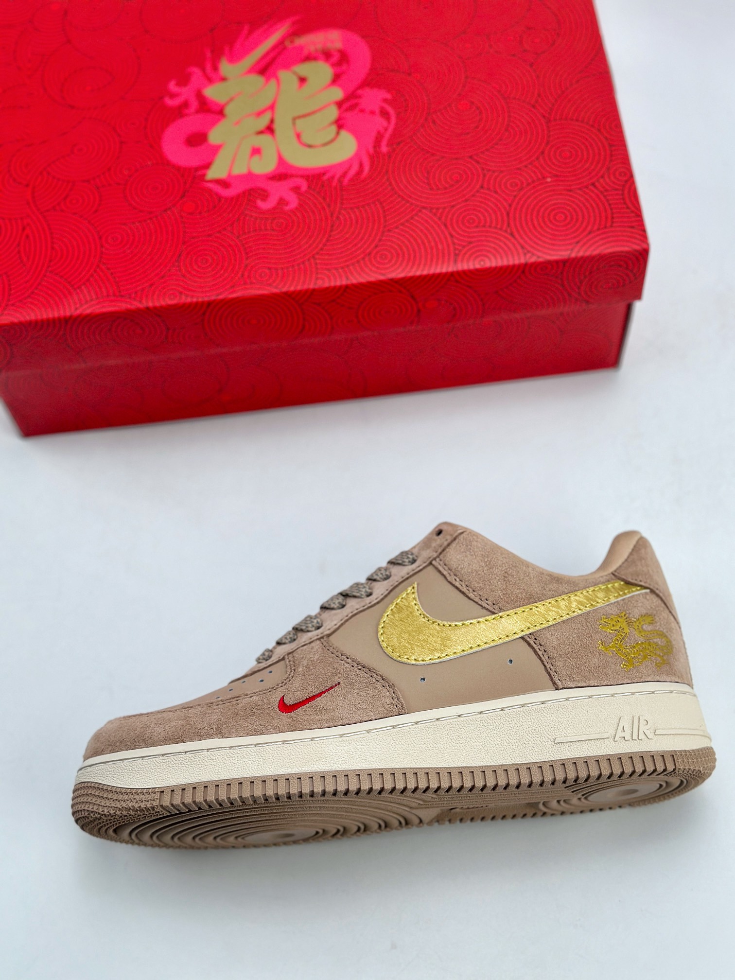 200 Nike Air Force 1 Low 07 龙年限定 XP9688-762