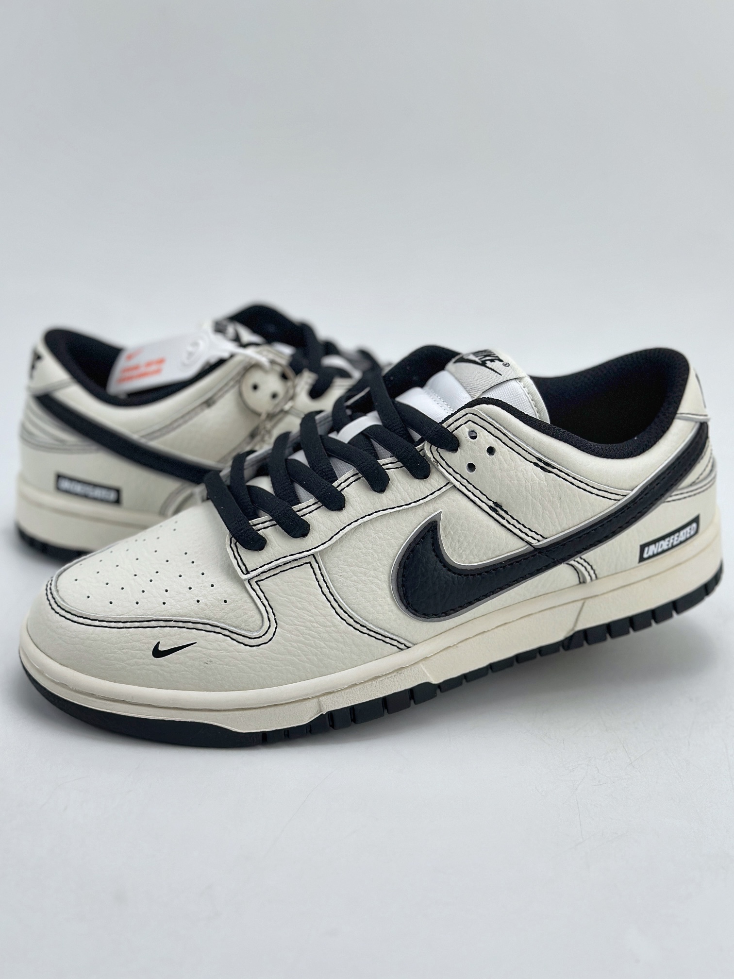 280 Nike SB Dunk Low x UNDEFEATED 米白黑 FC1688-139